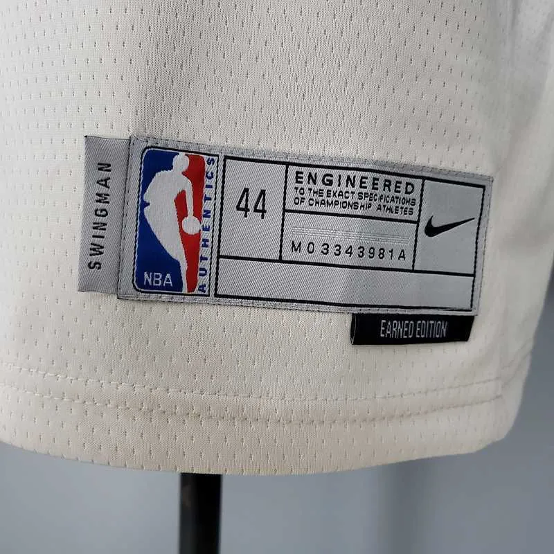 2021 IVERSON#3 76ers Bonus Edition Off-White 1