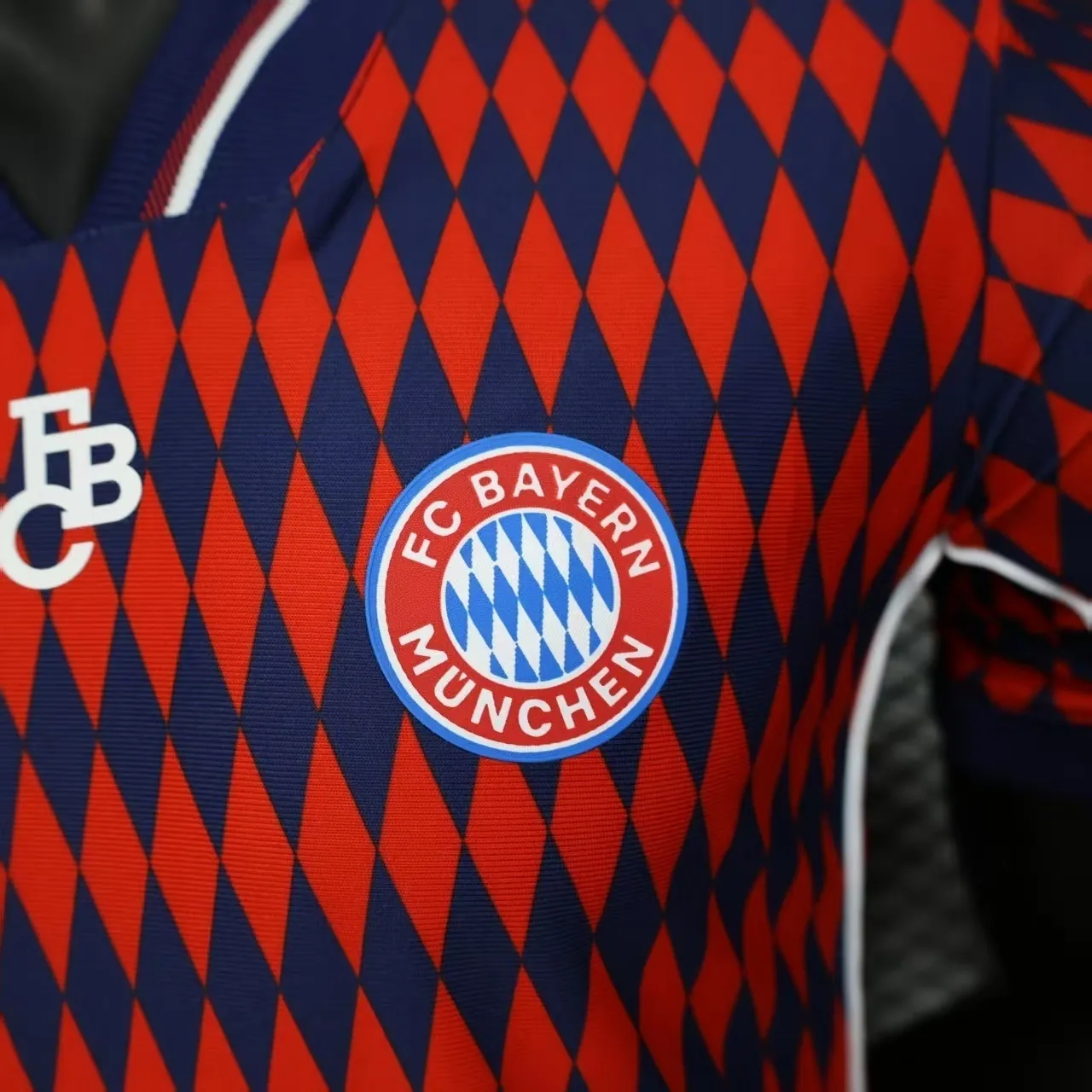 25-26 Bayern Munich Special Edition Player Version Futbol Shirt AAAAJersey Supply Yupoo 5