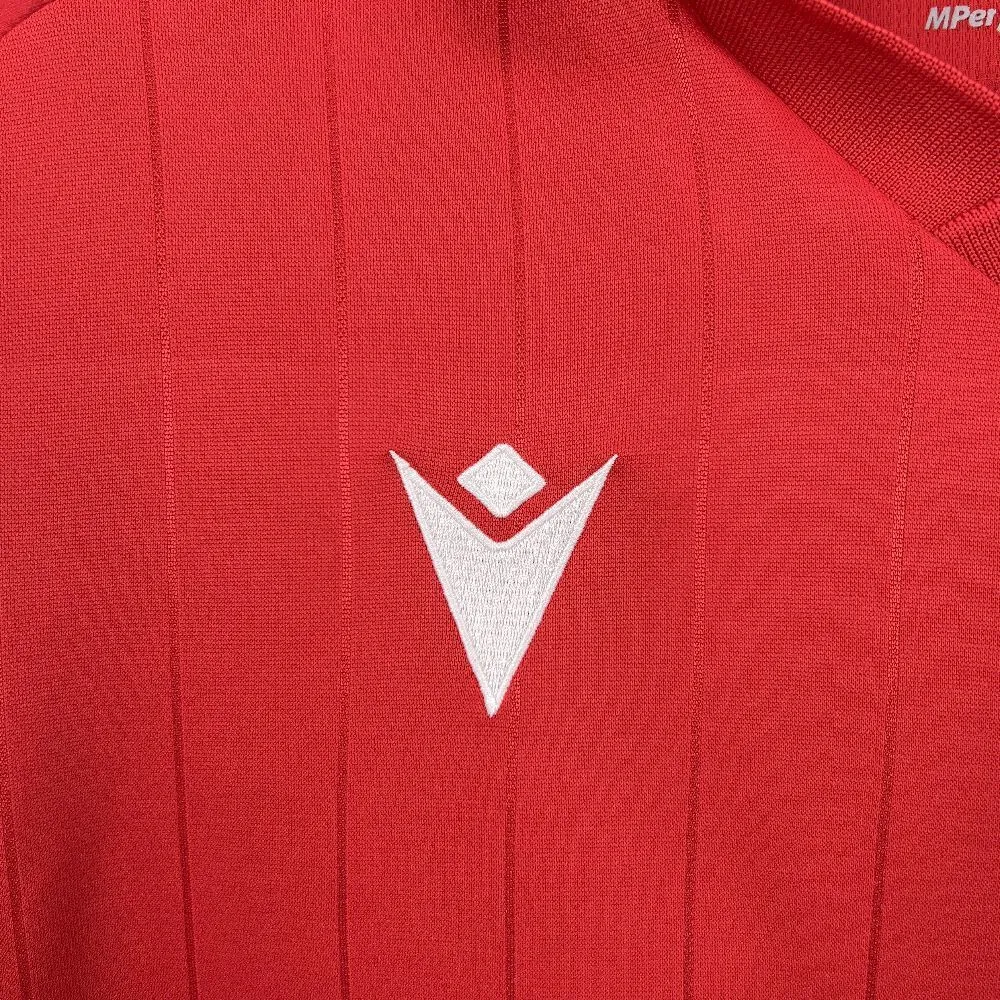 25-26 Osasuna Home Kit Football Apparels Sport AAAAJersey Supplier Yupoo 1
