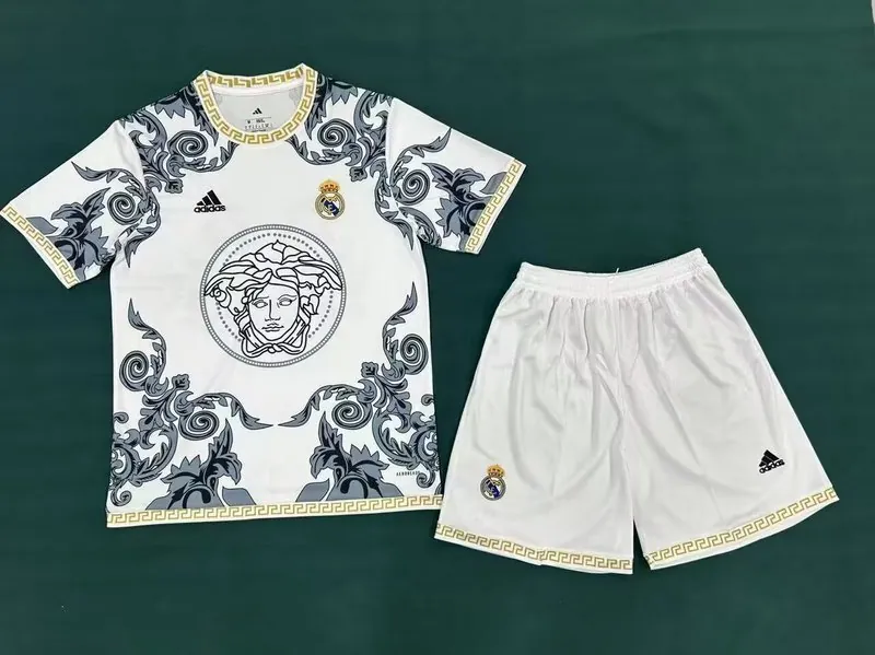 25-26 Real Madrid Kid White Special Edition Kits Youth Apparels AAAAJersey Supplier Yupoo 2