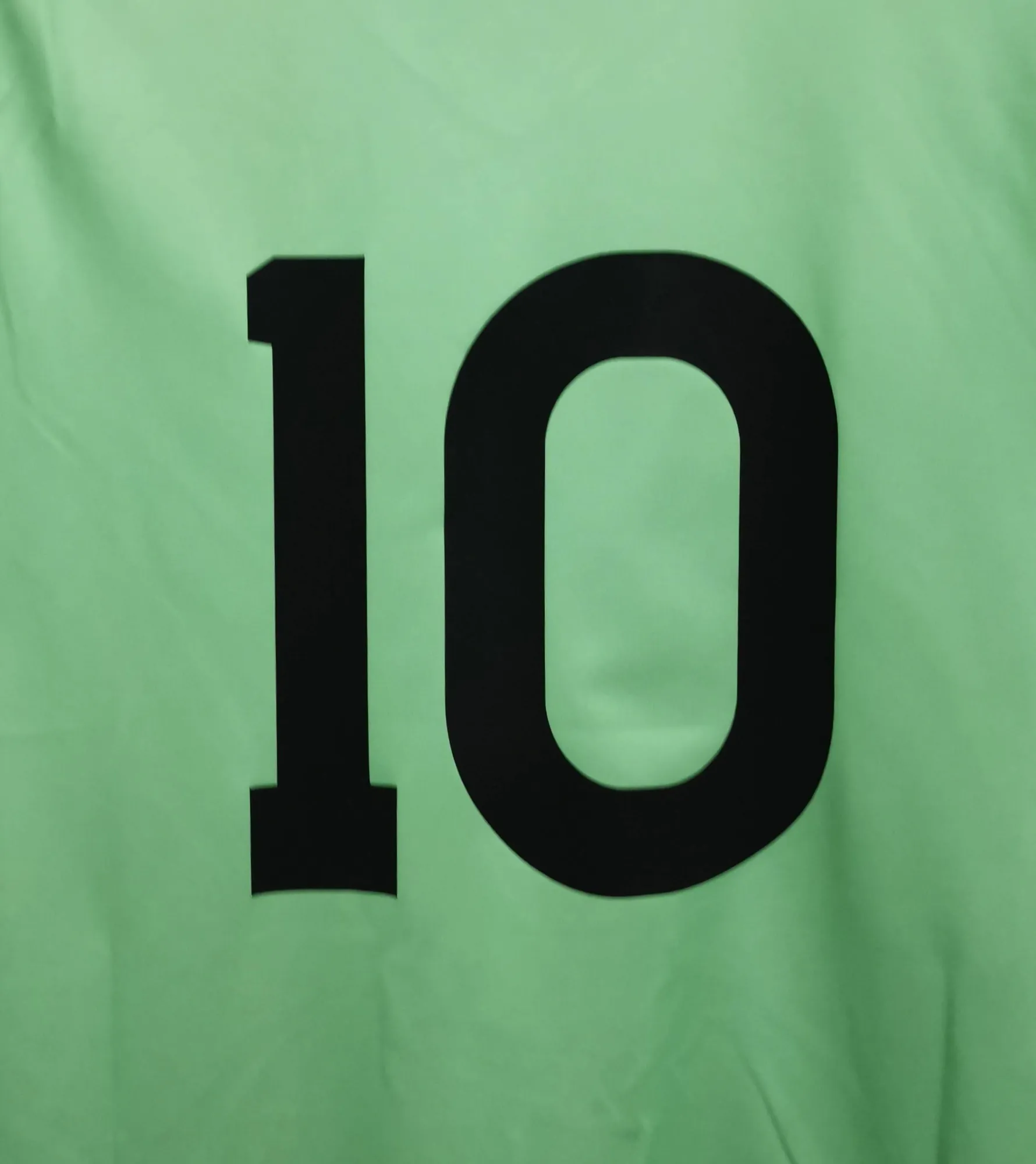 84-86 Celtic away 2