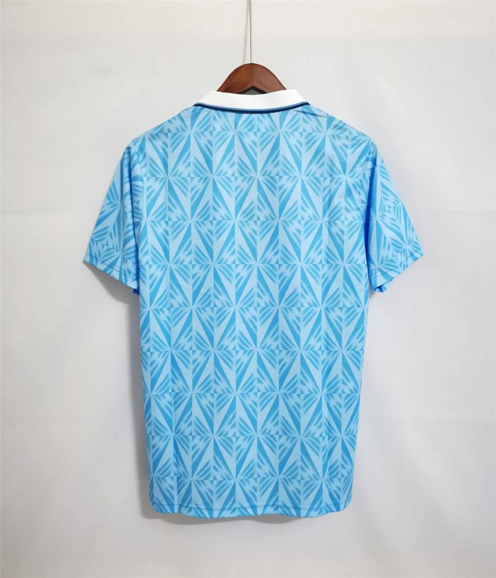 91-92 Lazio home blue 5