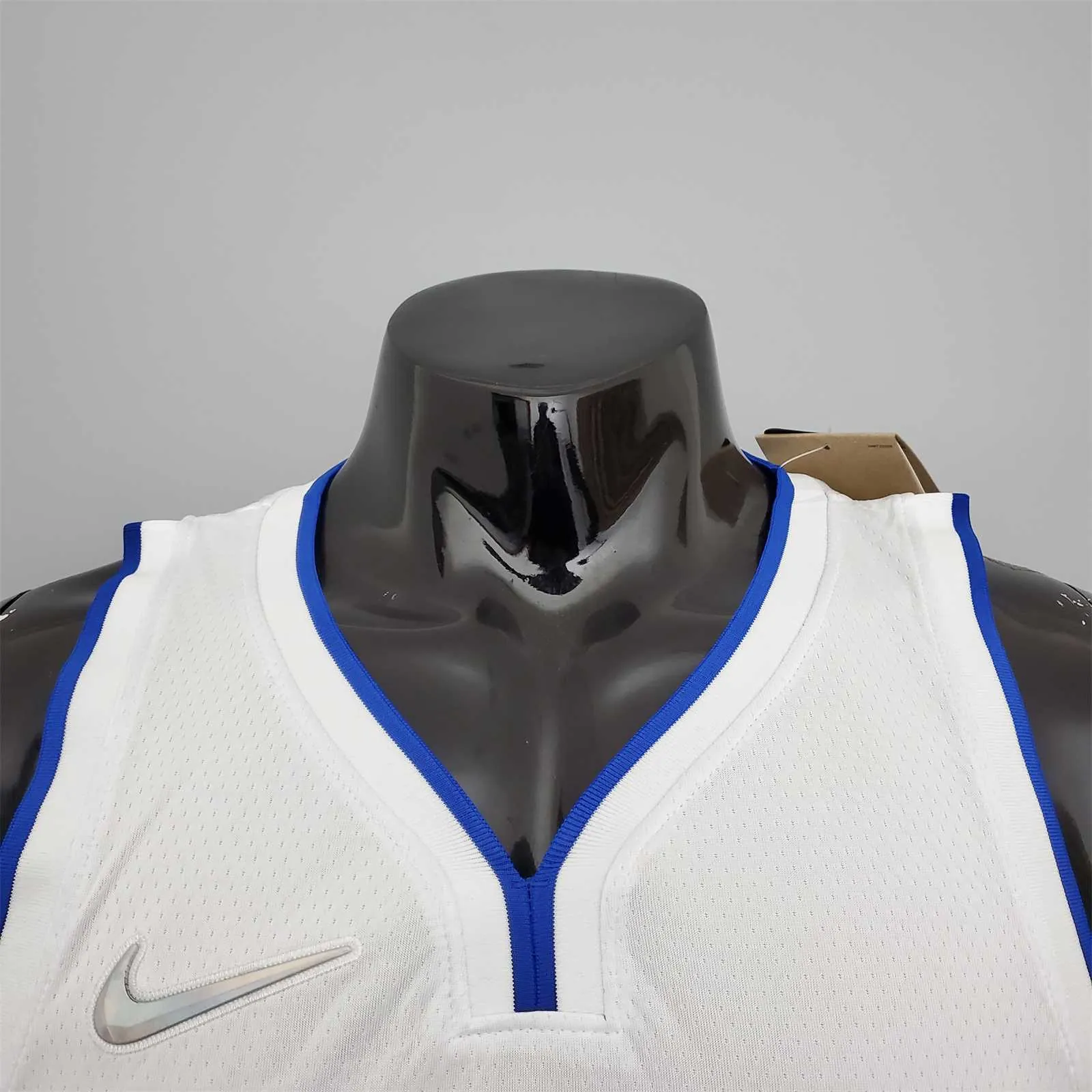 75th Anniversary Iverson #1 Pistons White 7