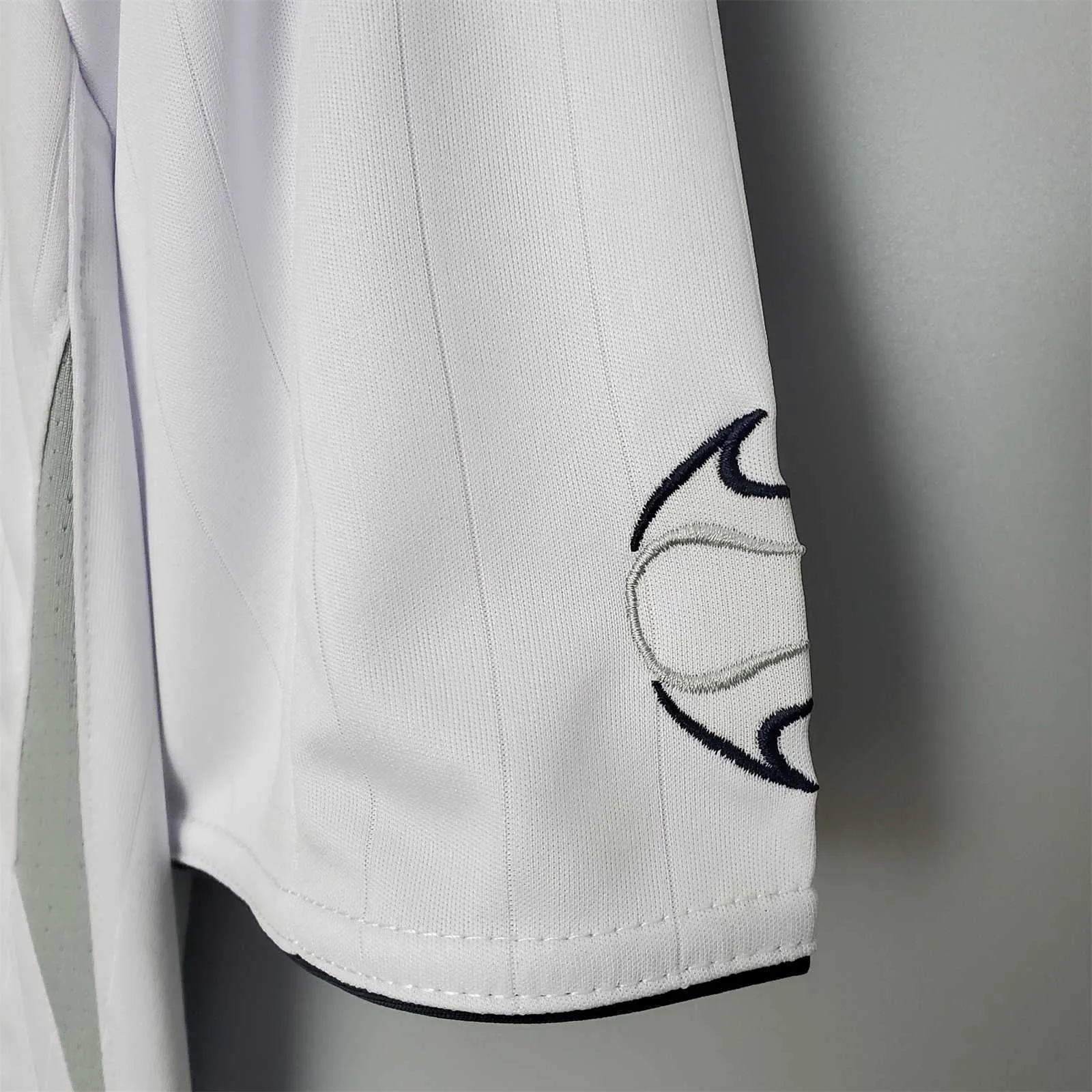 21-22 Real Madrid white （06-07 Template） 6