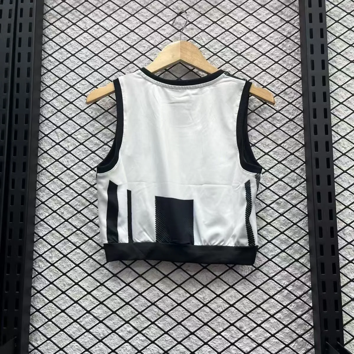 25-26 Juventus Home Women's Summer Player Version Kit Lady Vest Apparels AAAAJersey Supply Yupoo 2