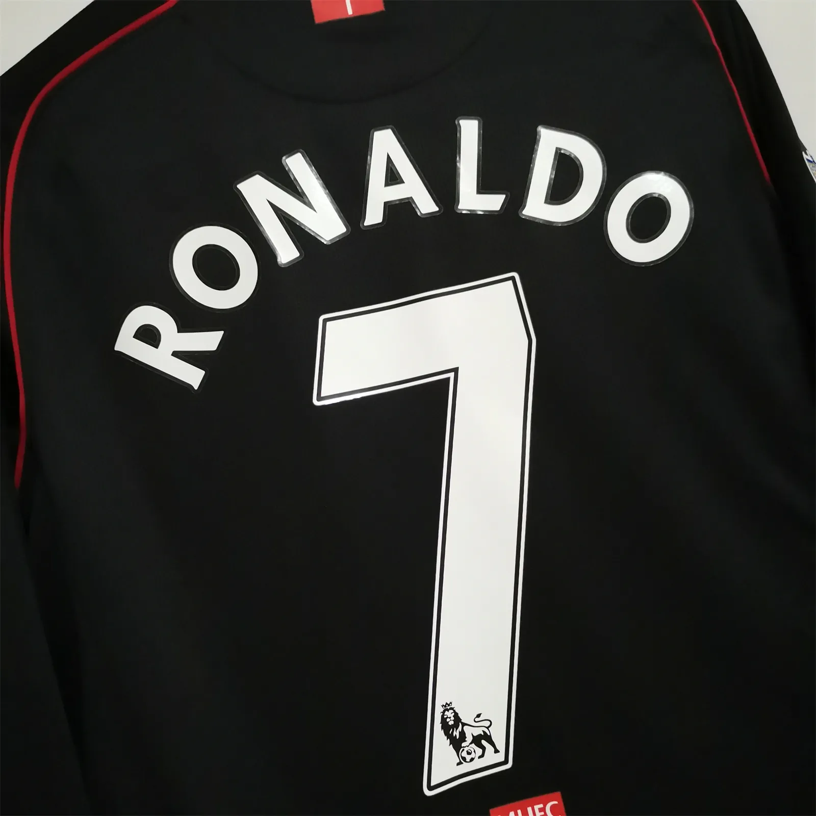 07-08 Manchester United away long sleeve 14