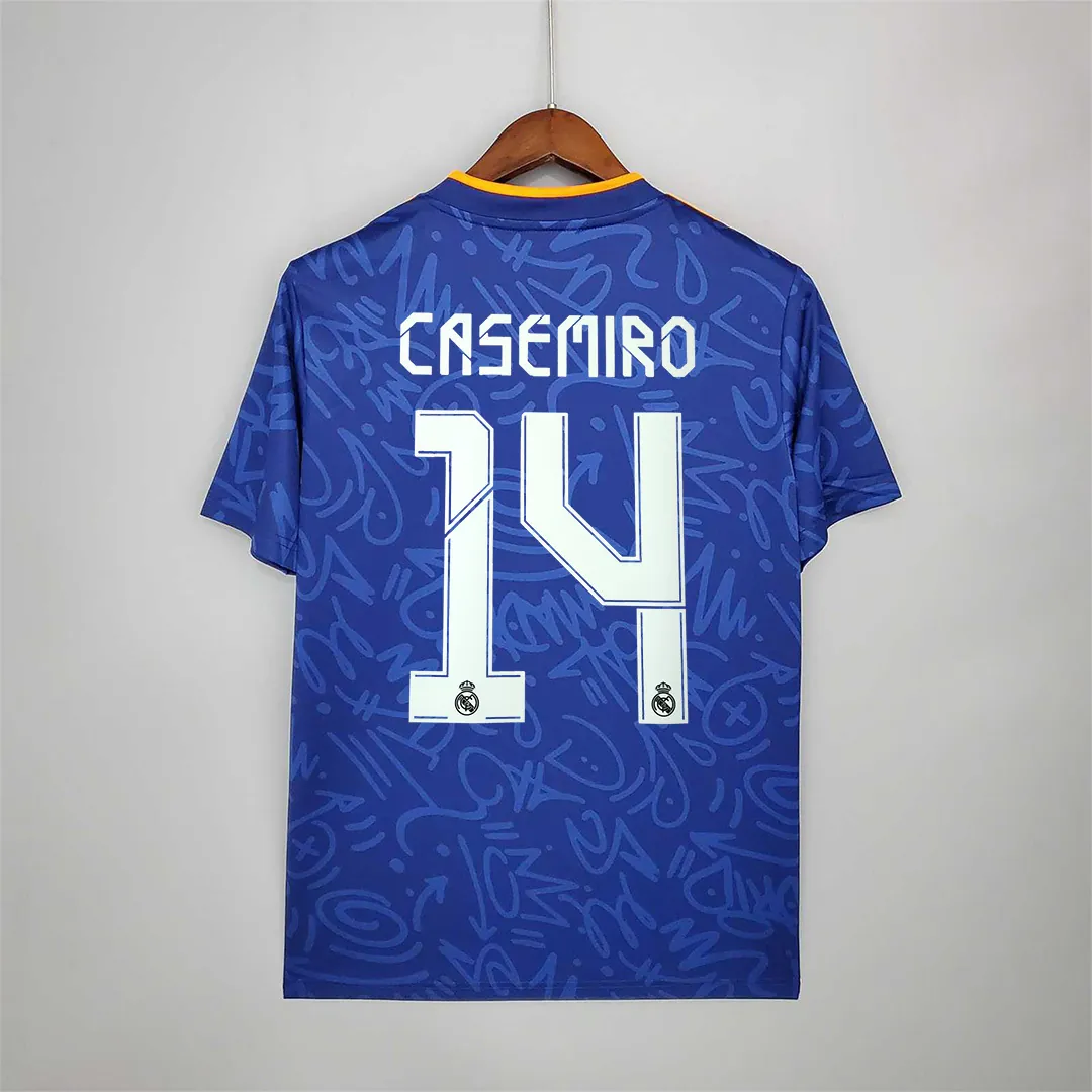 21-22 Real Madrid away 15