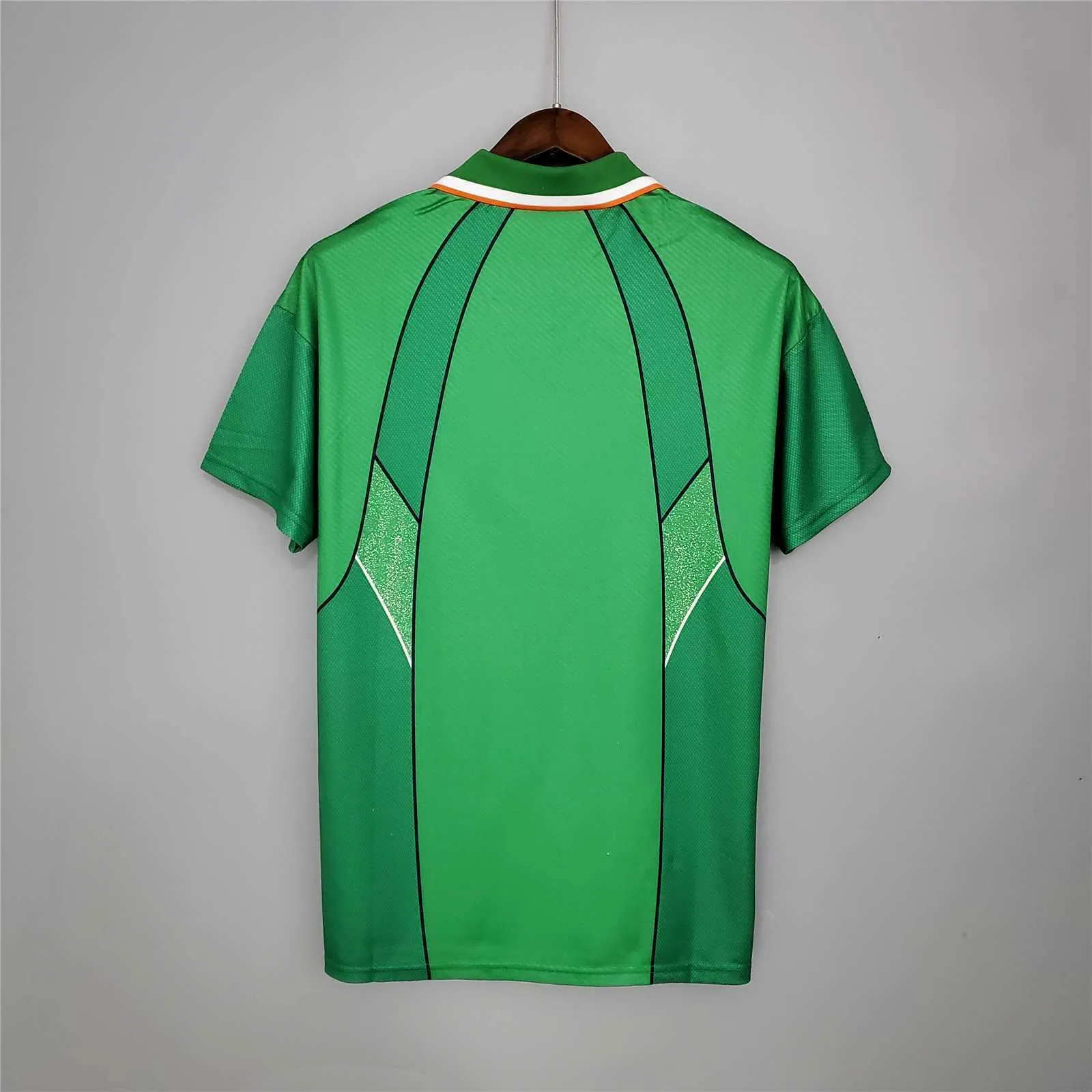199496 Ireland home 2