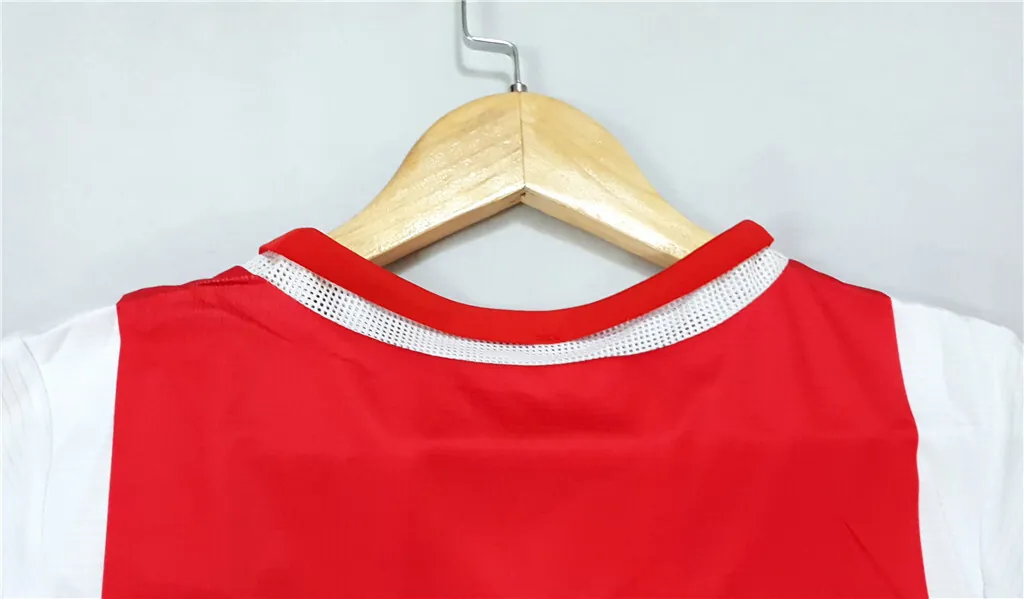 04-05 Ajax home redwhite 1