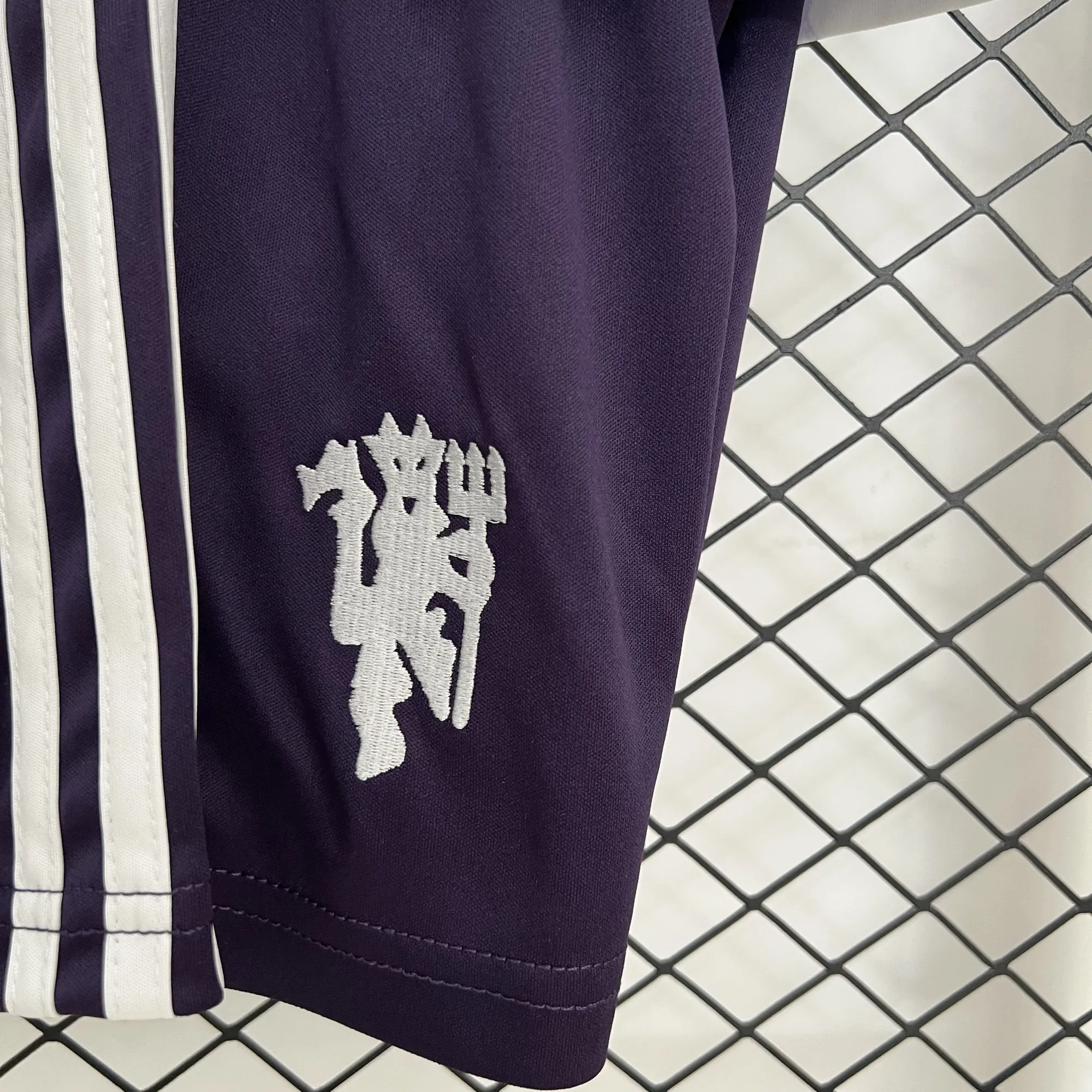 25-26 Manchester United Away Kid Kits Youth Apparels AAAAJersey Supply Yupoo 4