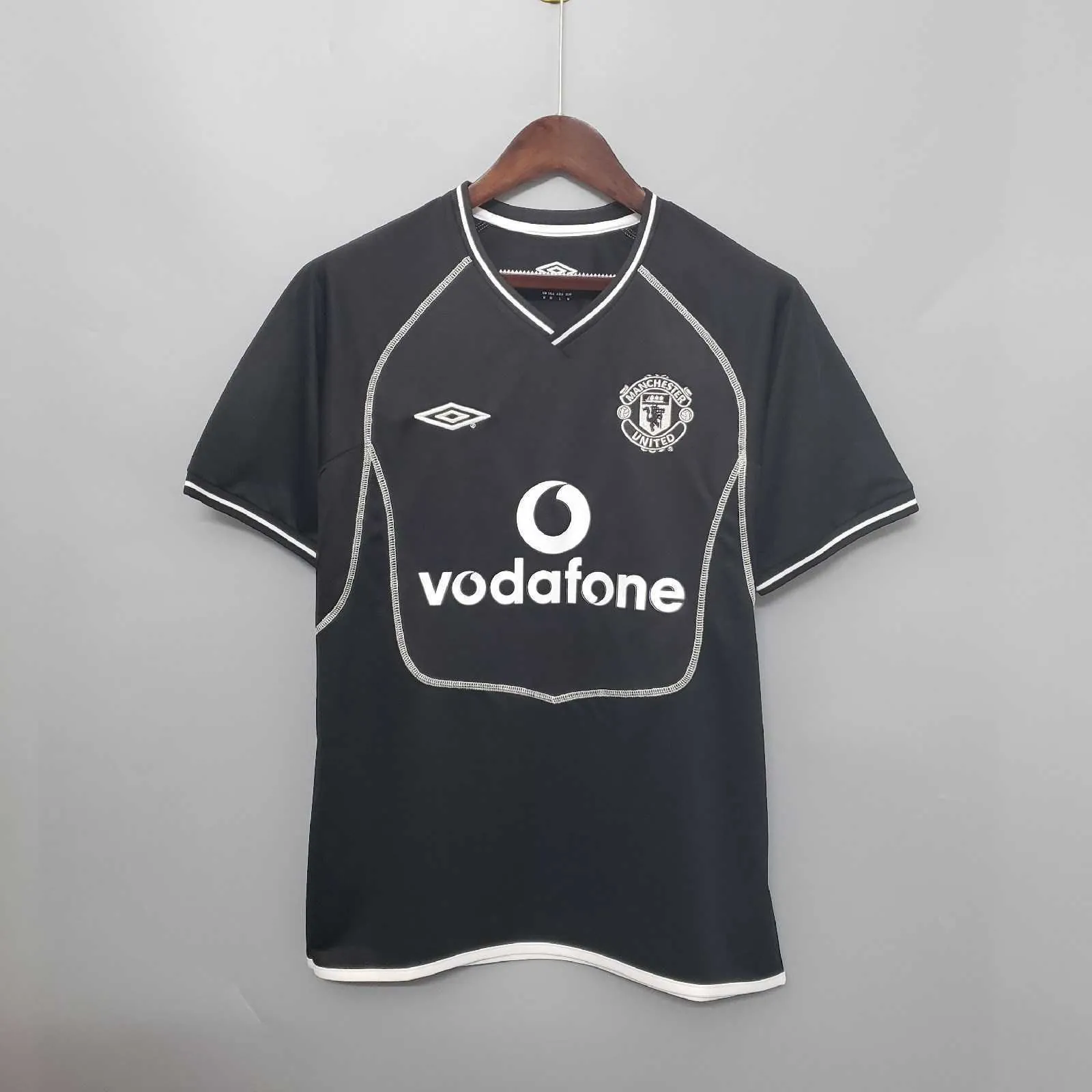 00-02 Manchester United goalkeeper black 11