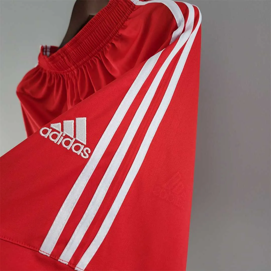 22-23 Bayern home Shorts 4