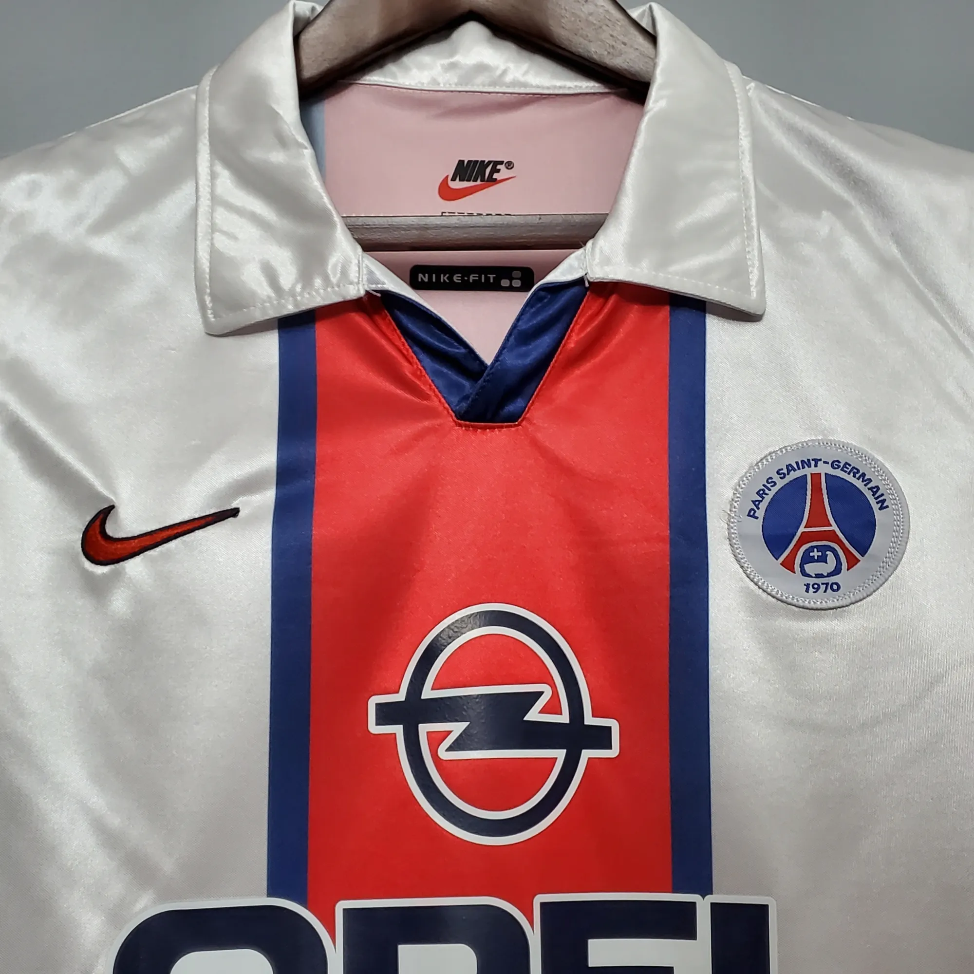 98-99 PSG away white 7