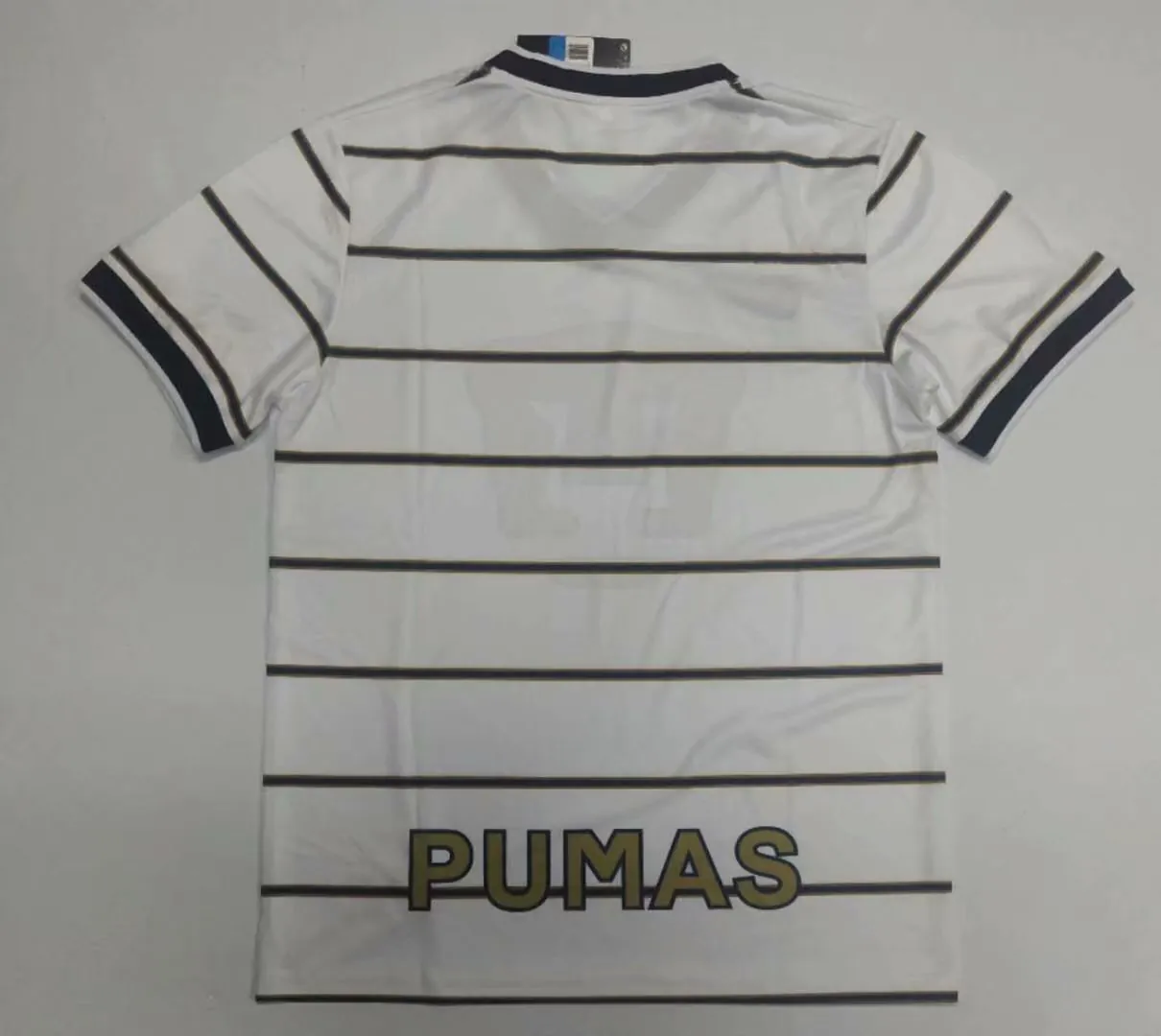 97 Pumas white 1