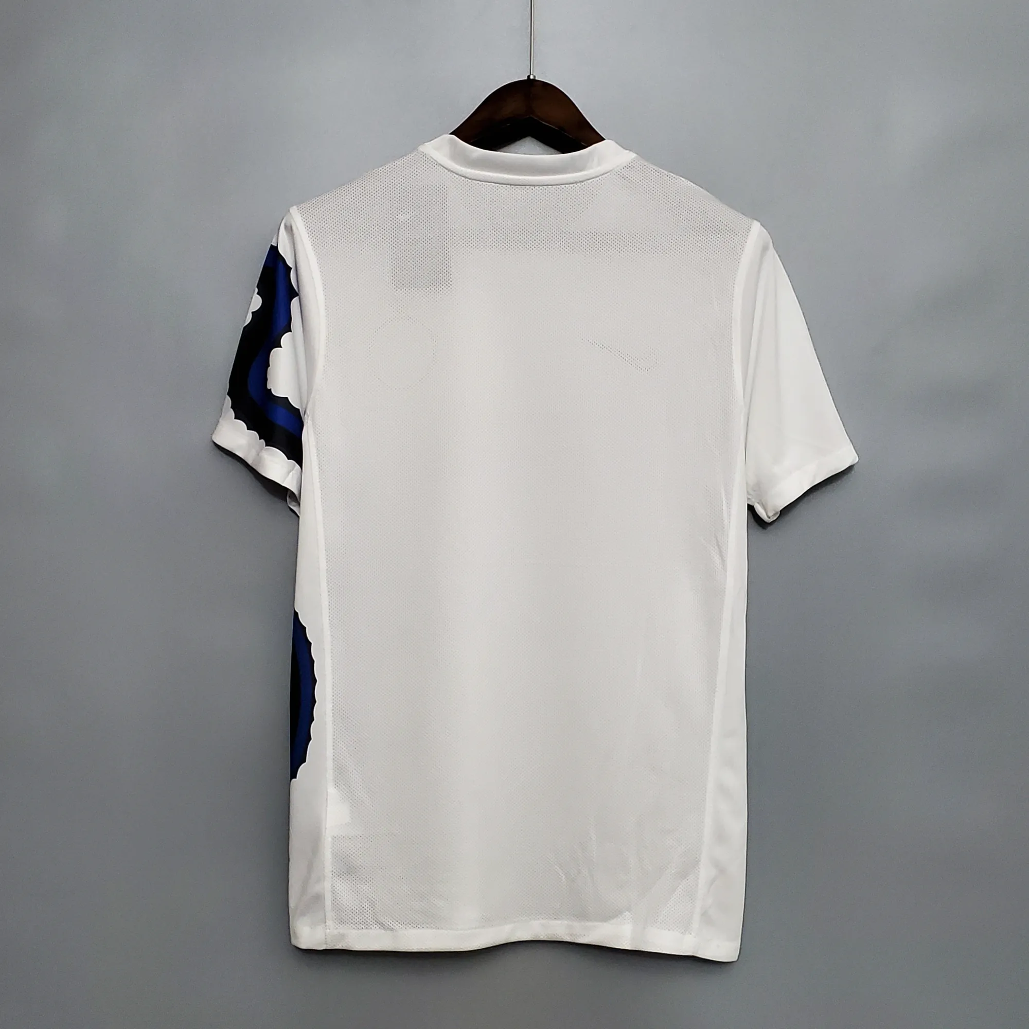 10-11 Inter Milan away 13