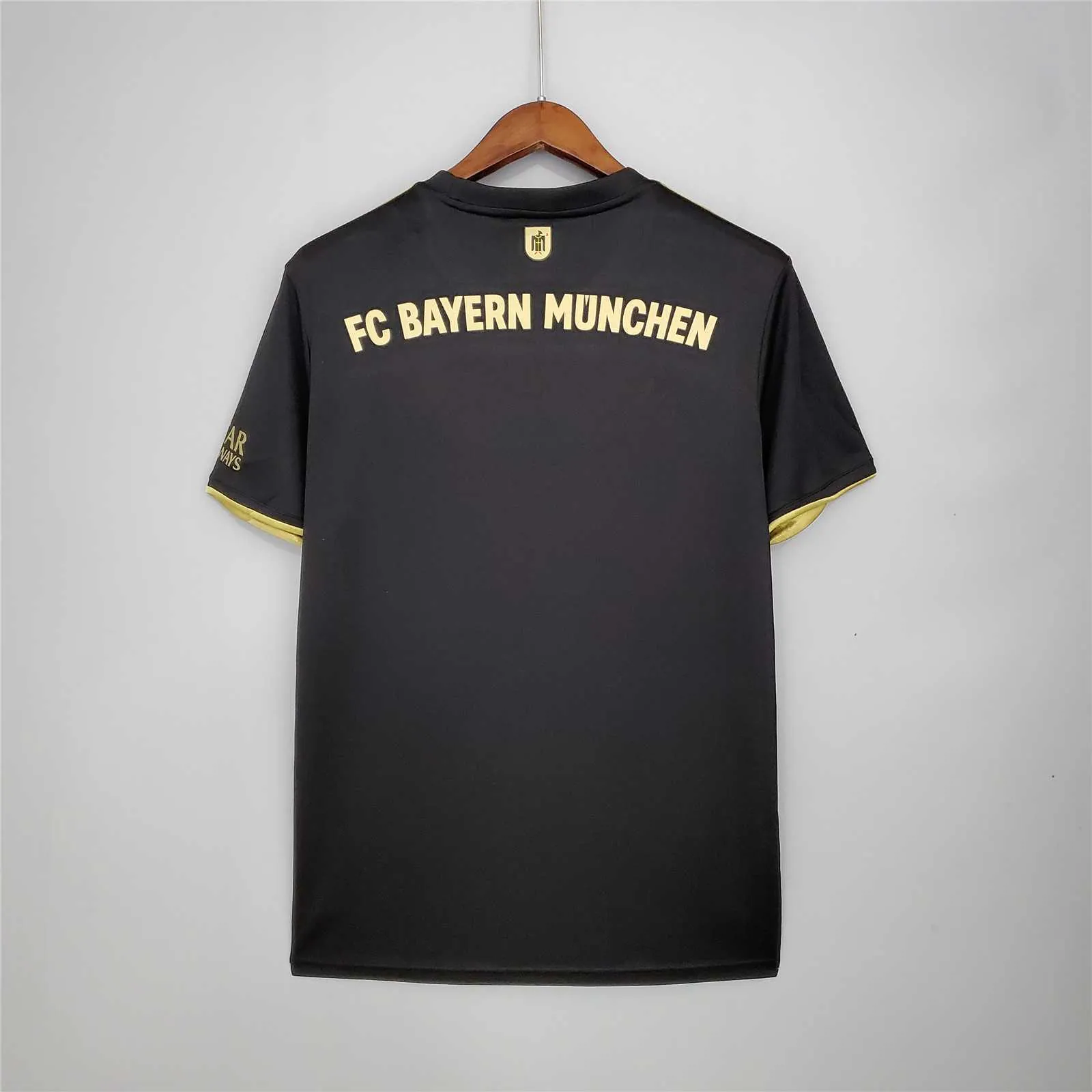 21-22 Bayern Munich away 15