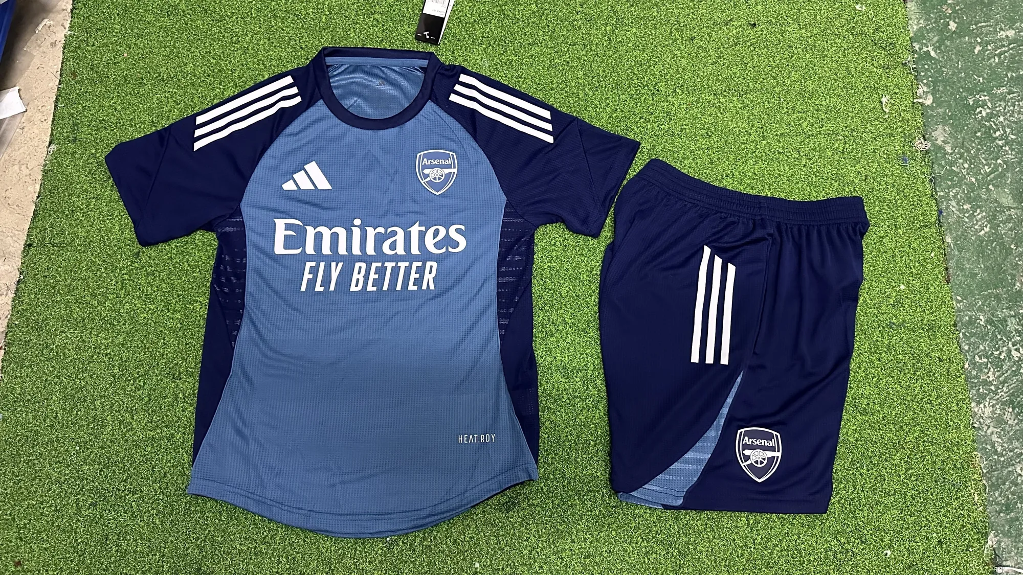 25-26 Arsenal Training Kid And Aldult Player Version Kits Soccer Sino AAAAJersey Dropship Yupoo 4