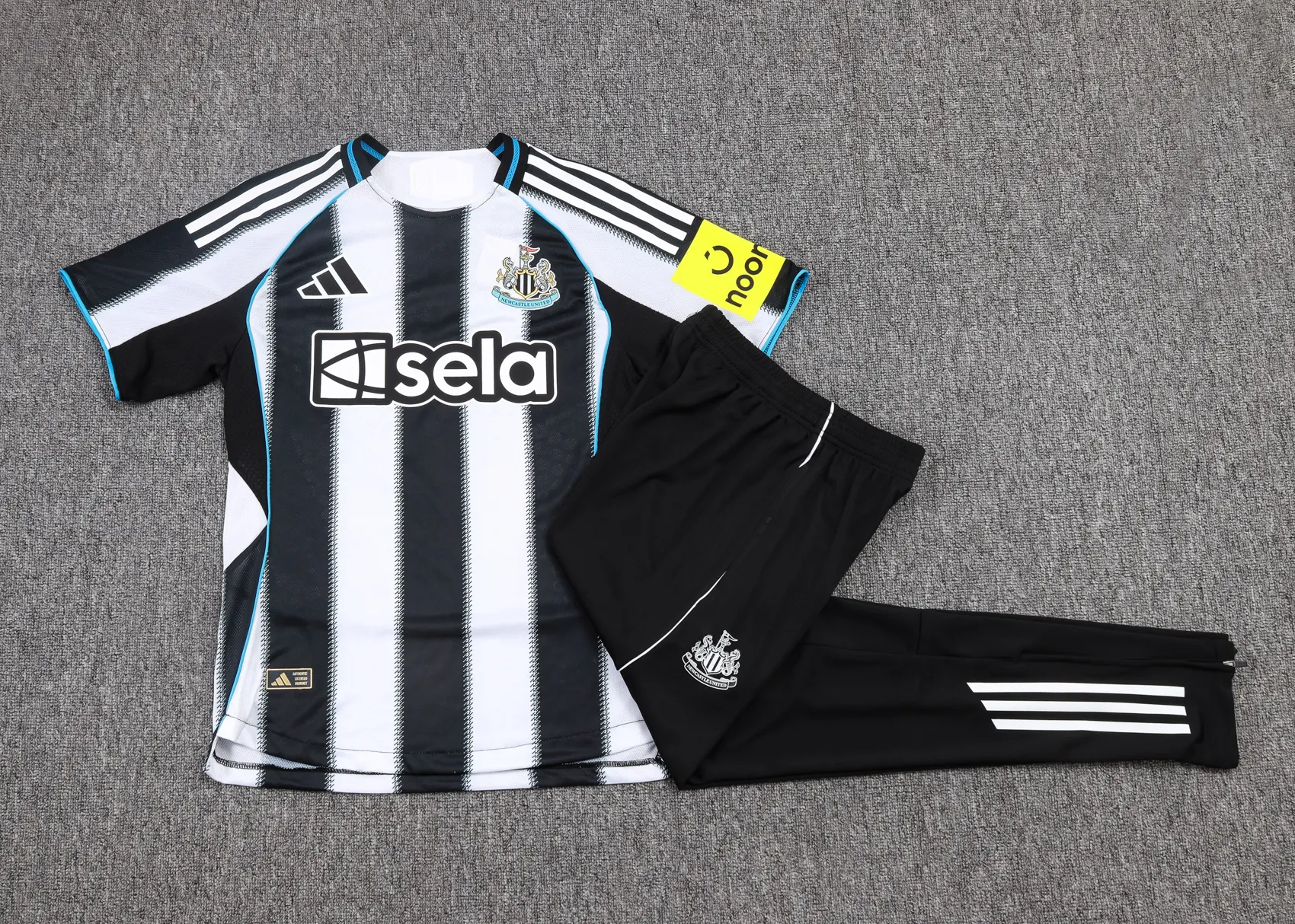 25-26 Newcastle United Home Player Version Training Kits Football Tracksuits 2