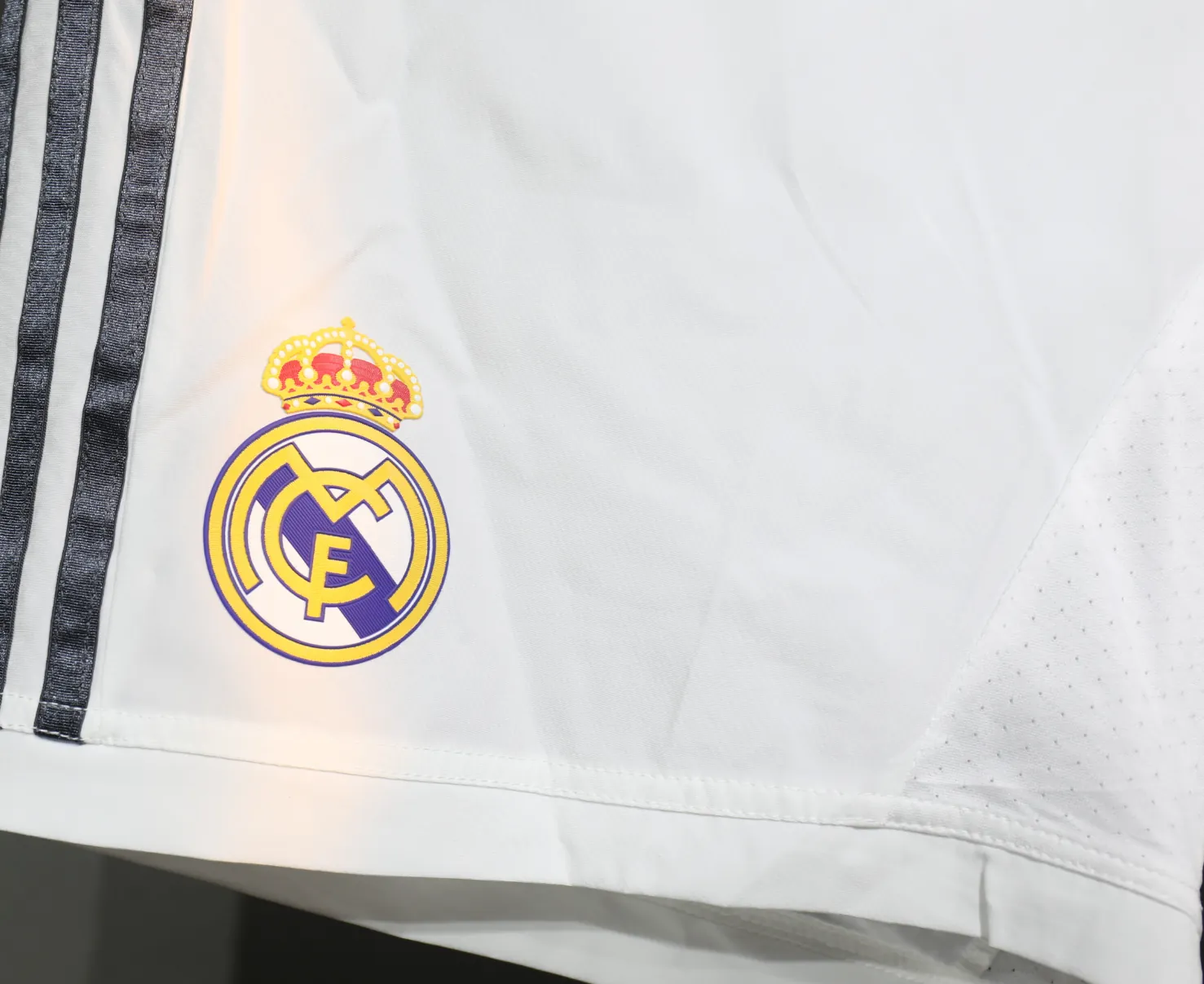 13-14 Real Madrid Home Retro Kit Vintage Player Version Sino Shorts AAAAJersey Dropship Yupoo 3