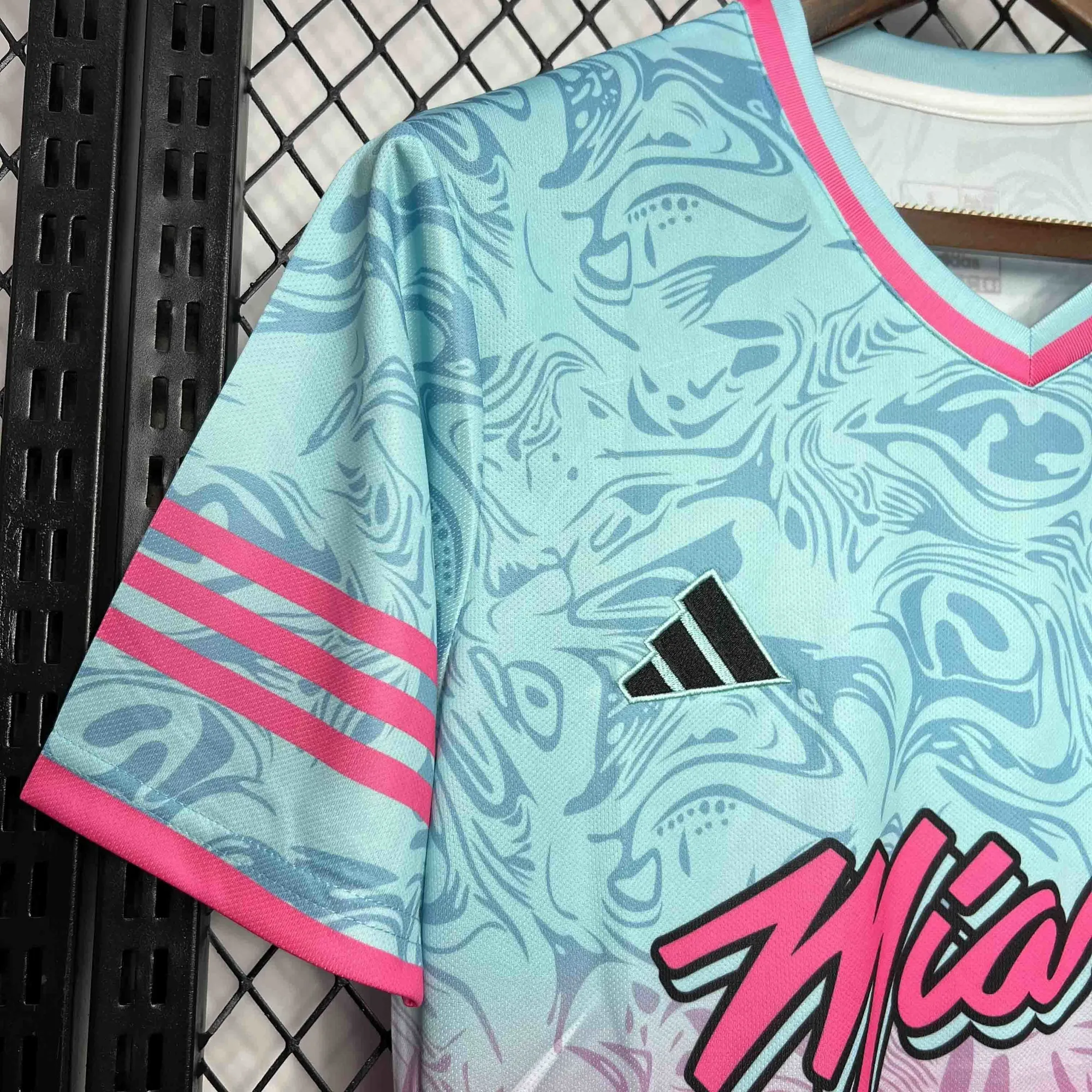 24-25 Inter Miami Special Beach Edition Kit Pink&Blue AAAAJerseys Dropshipping Yupoo 2