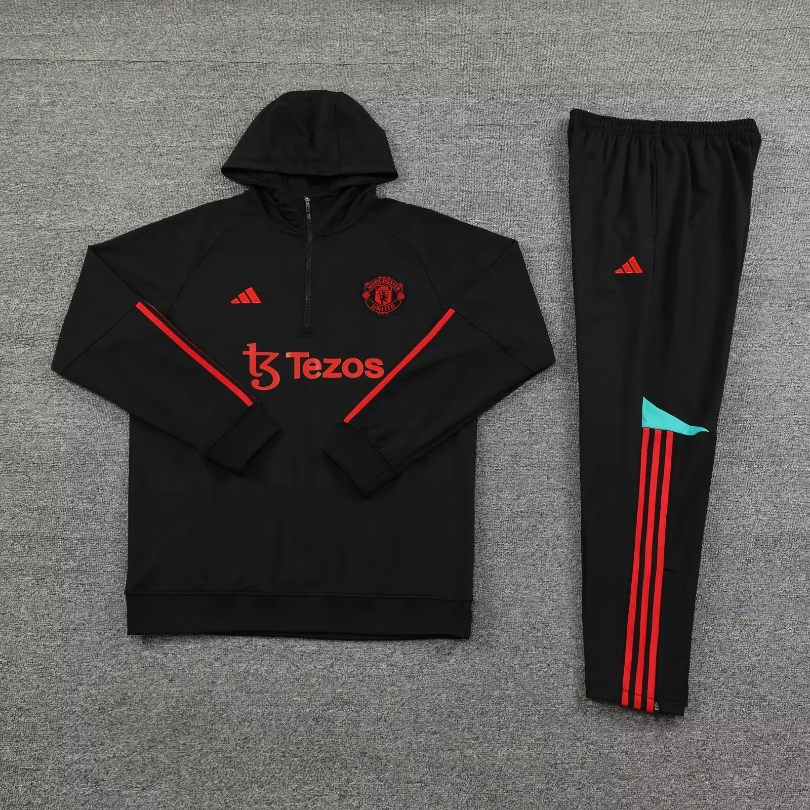 23-24 Manchester United Hoodie Long Sleeve Training Suit Yupoo 1