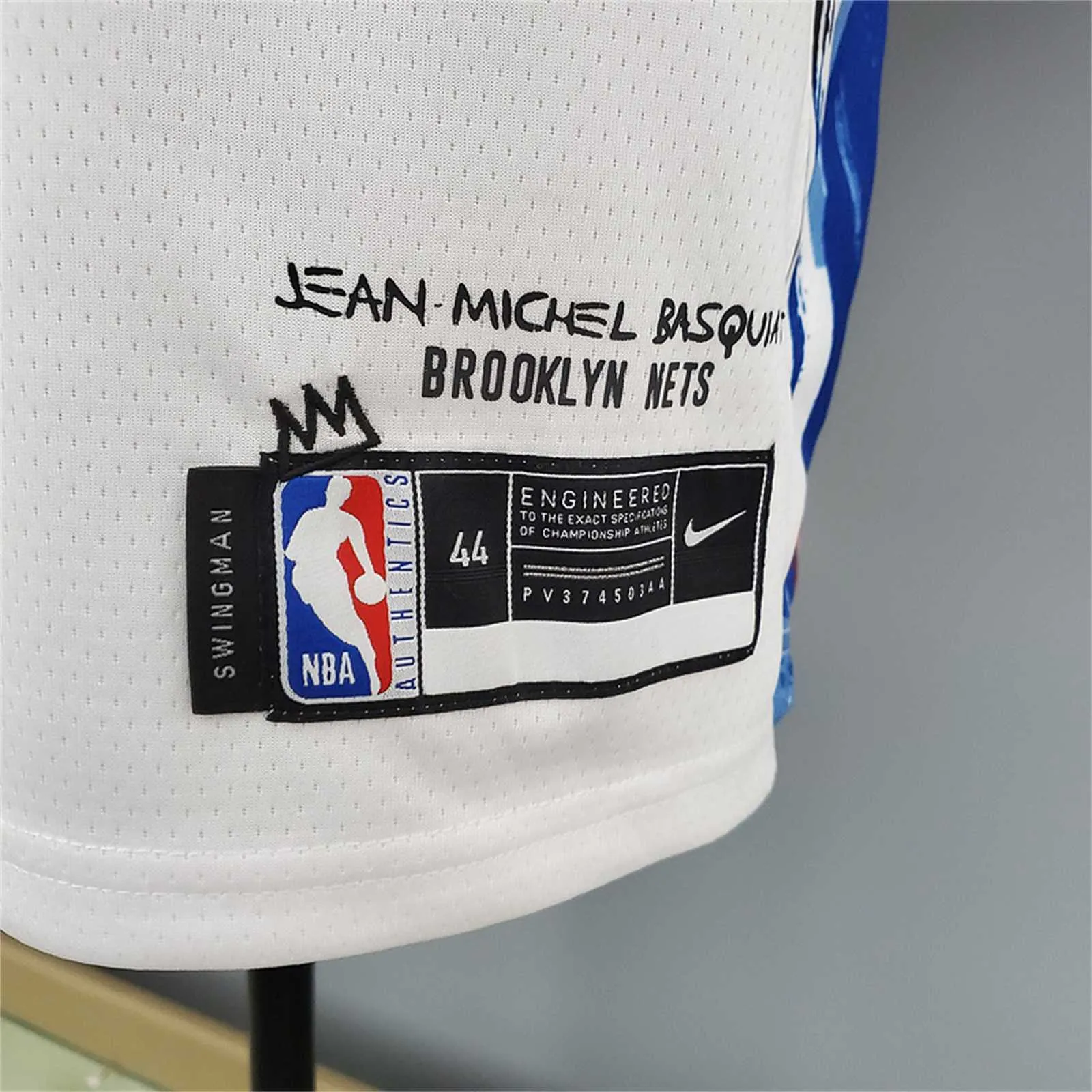 Nets Aldridge #21 graffiti (white) 4