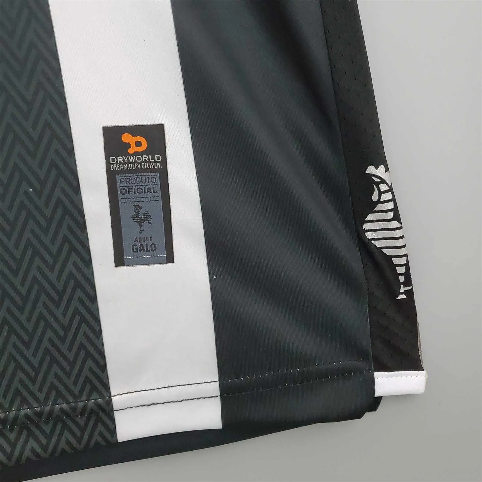 16-17 Atletico Mineiro home 2