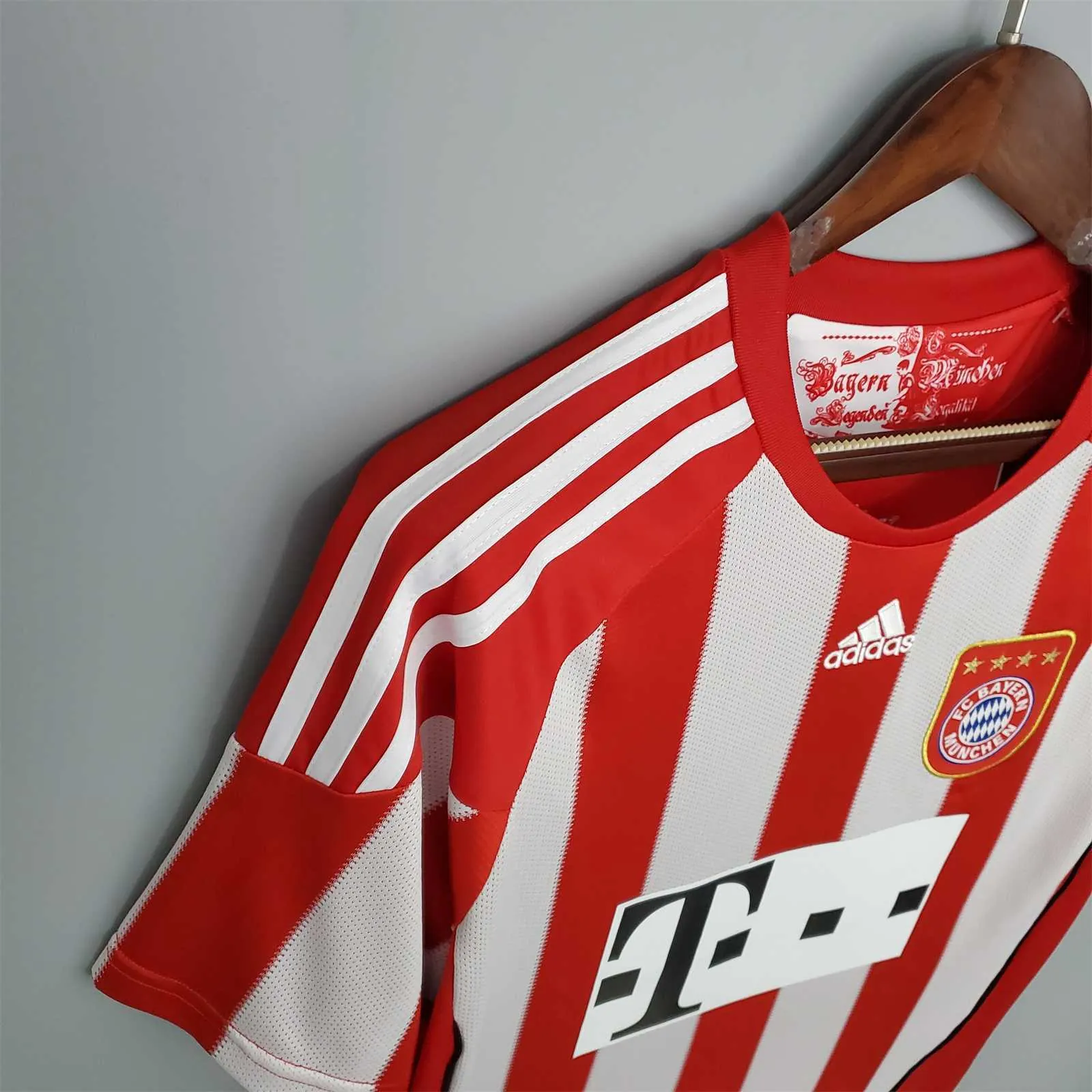 10-11 Bayern Munich home 8