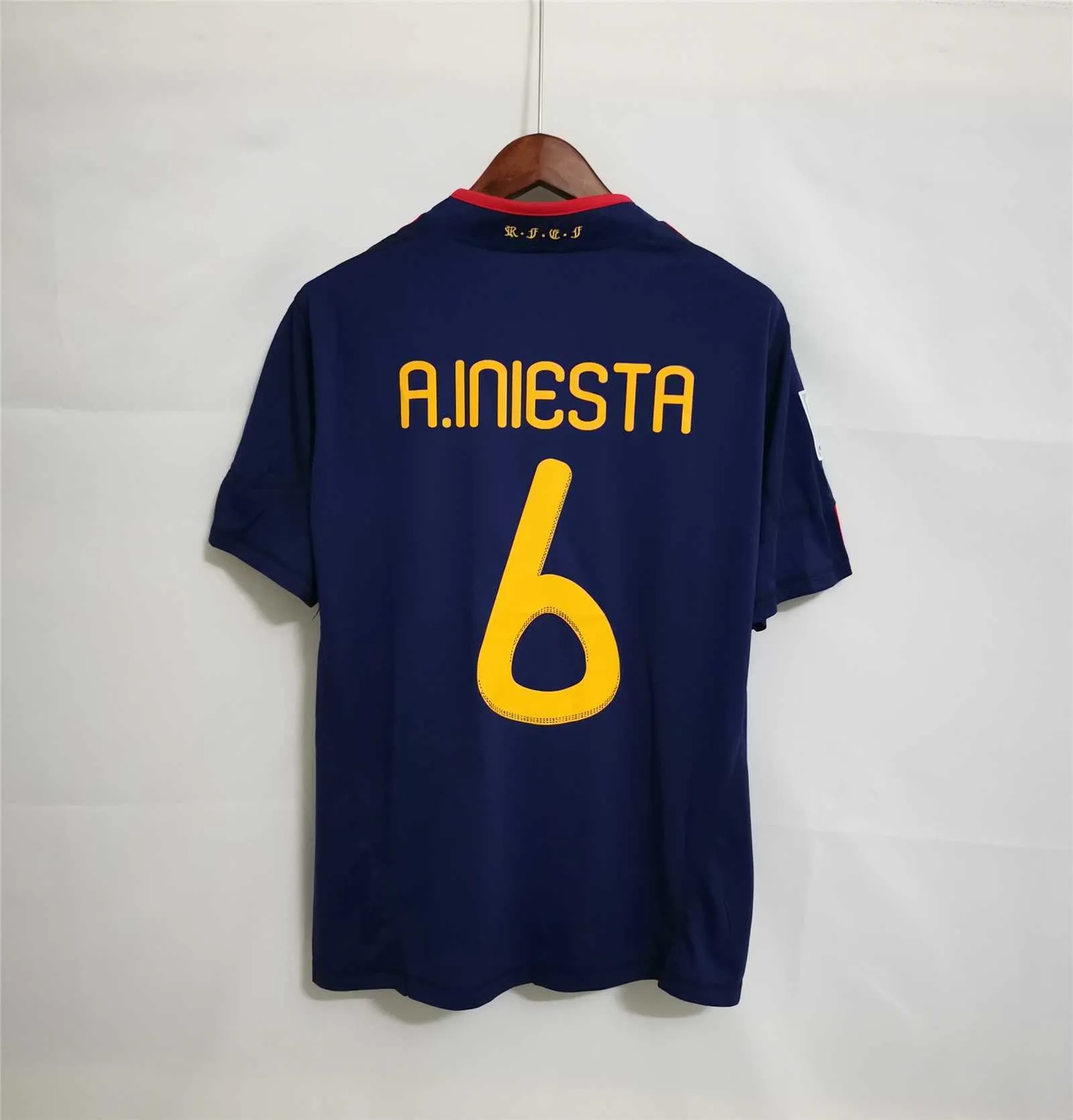 2010 Spain away blue 9