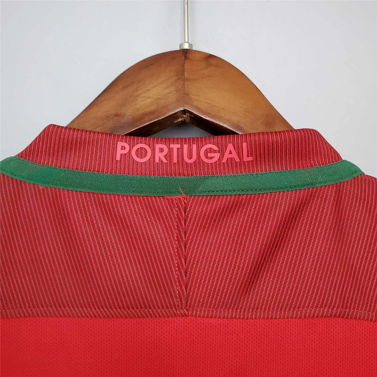 2016 Portugal home 3