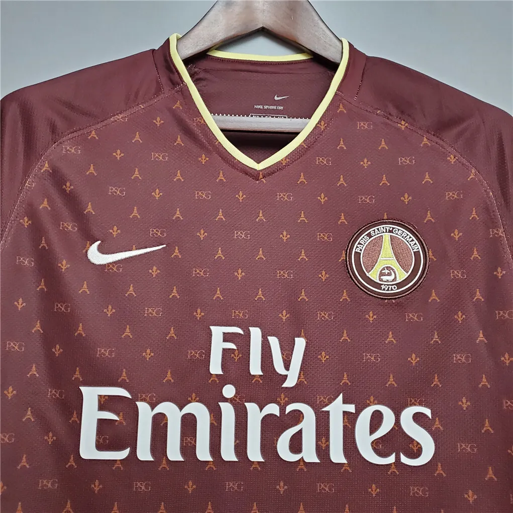 06-07 PSG away red 8