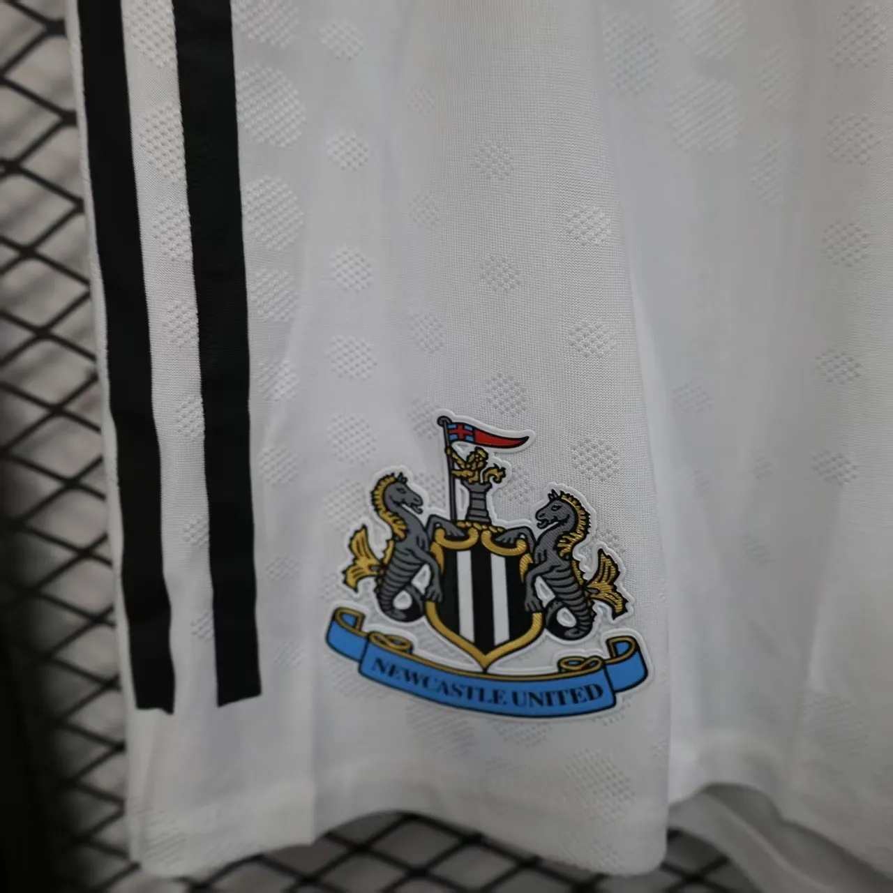 25-26 Newcastle United Home White Player Version Shorts AAAAJersey Supplier Yupoo 5