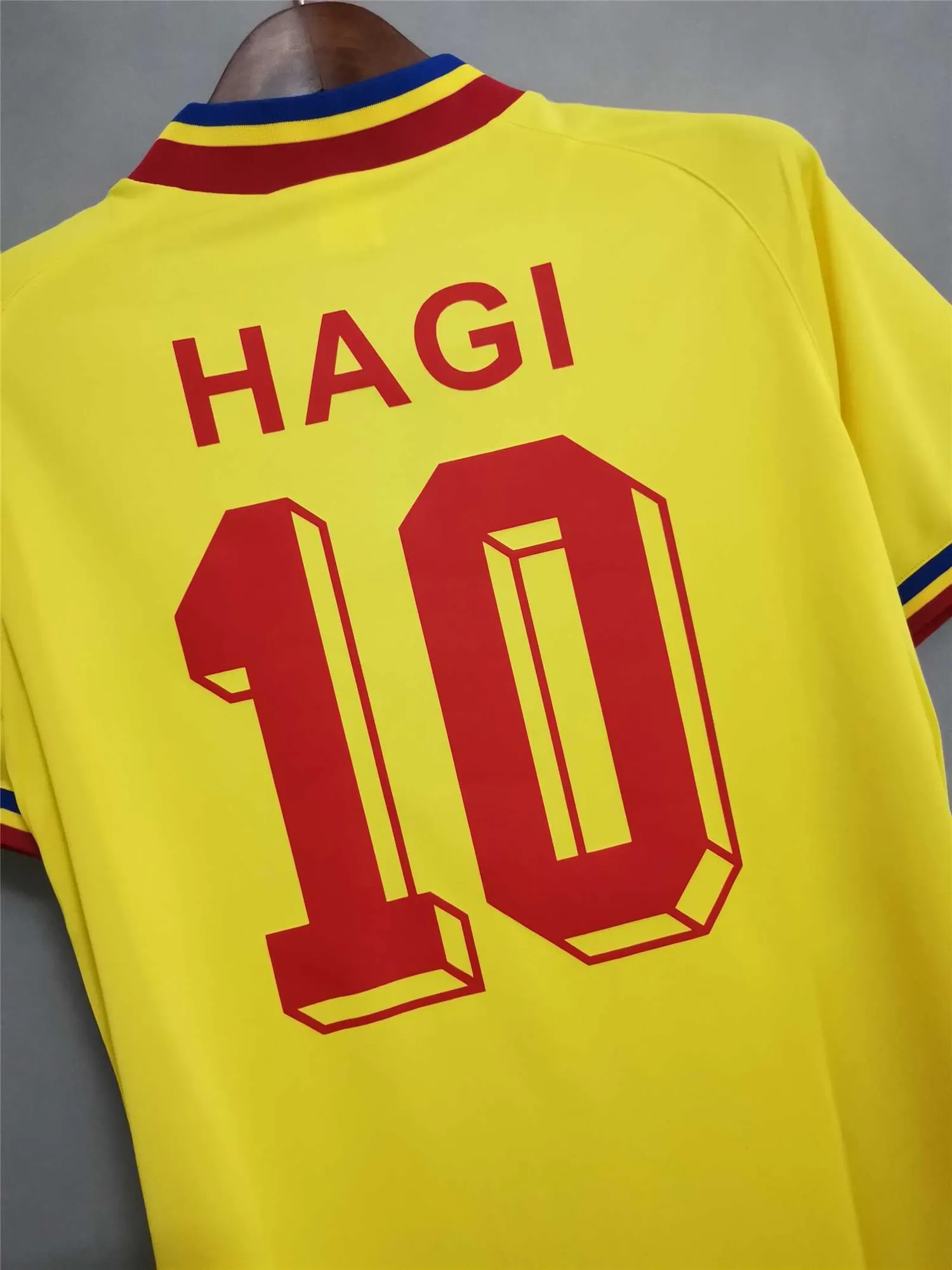 1994 Romania home yellow 3