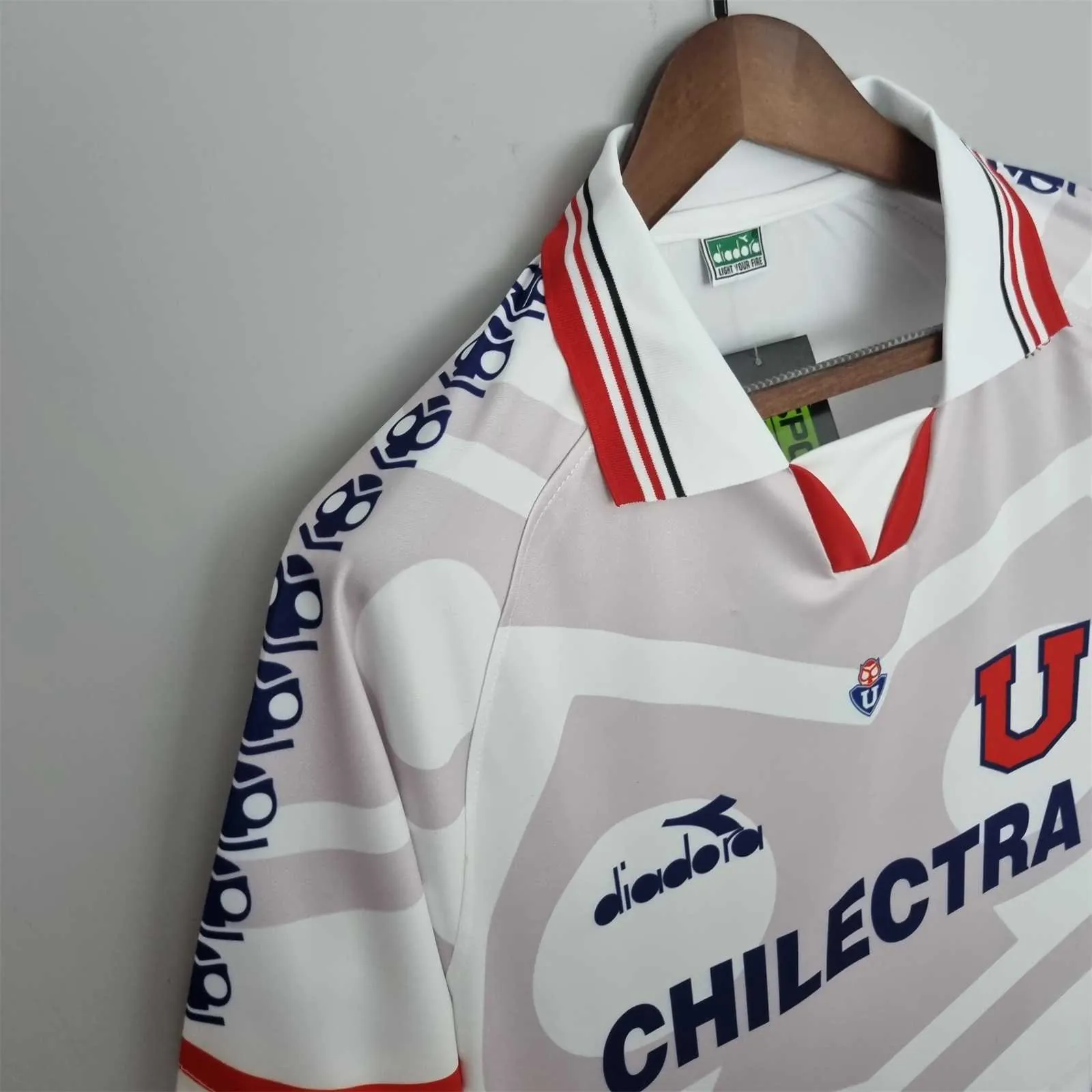1996 University of Chile away 2