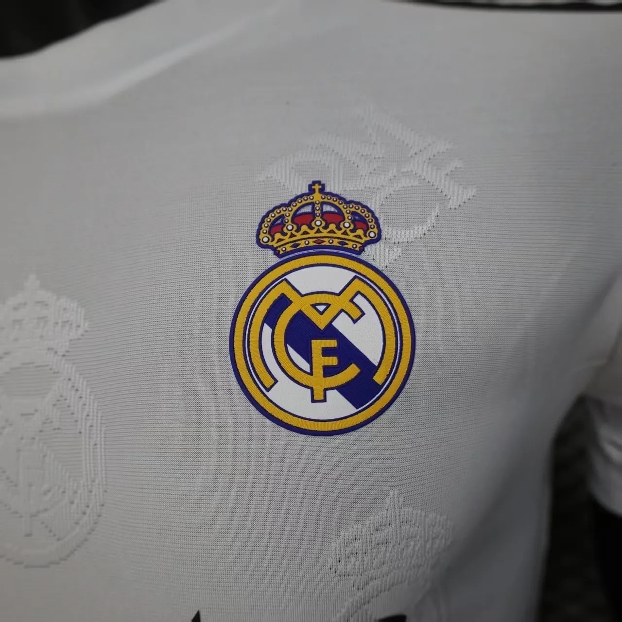 25-26 Real Madrid Special Edition Football Player Version Shirt AAAAJersey Dropship Yupoo 1