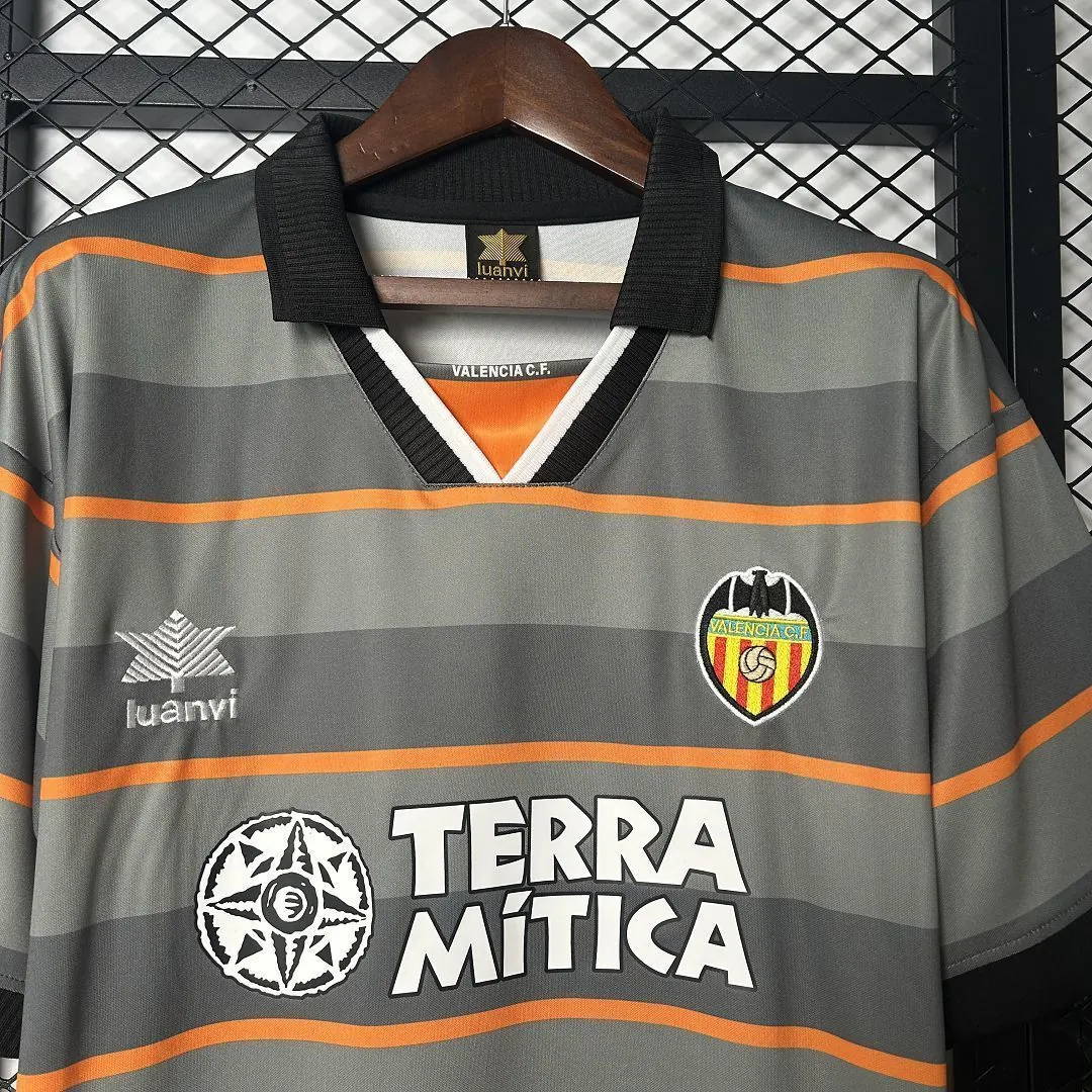 99-00 Valencia Third Retro Kit Vintage Shirt AAAAJersey Wholesale Yupoo 1