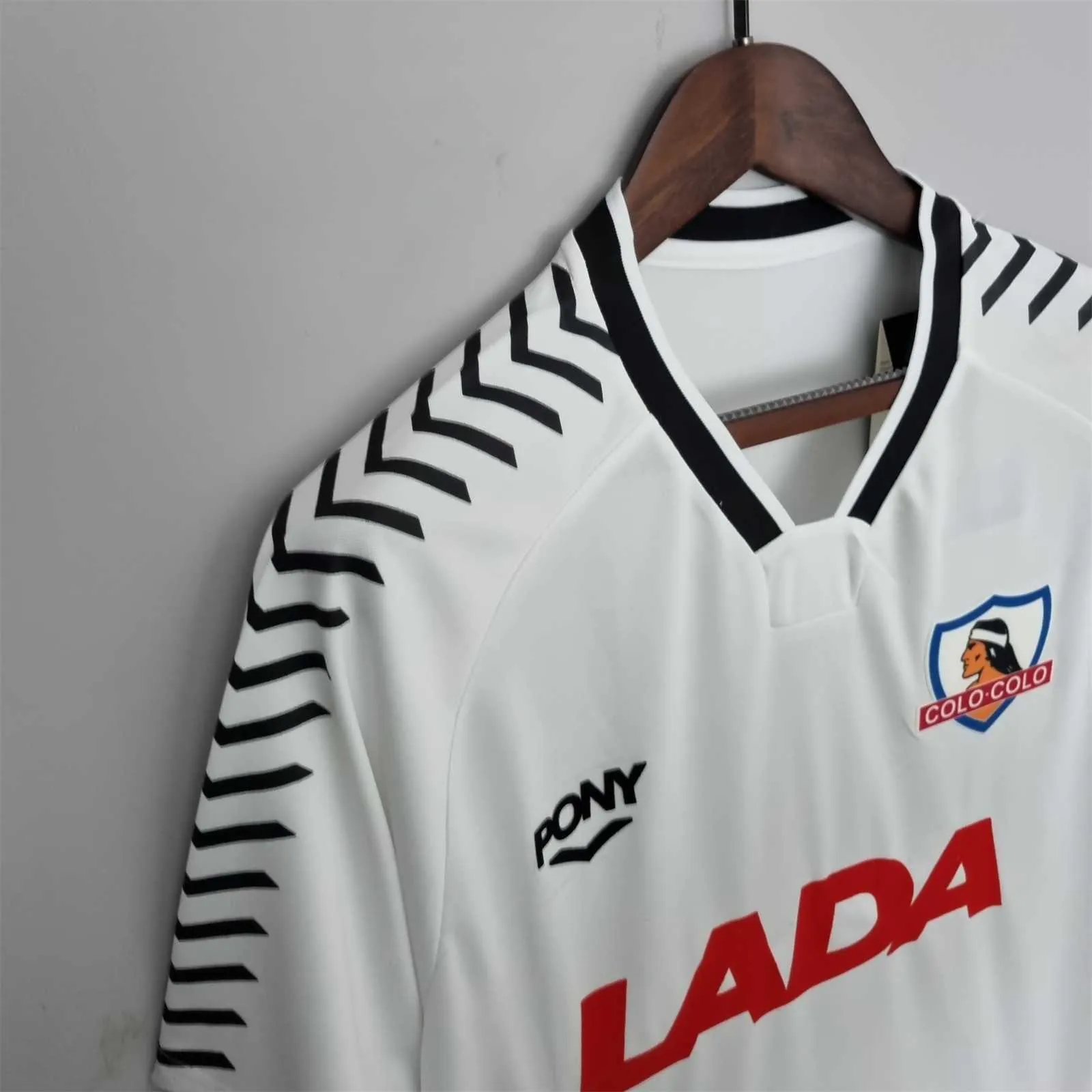 1992 Colo-Colo home 4