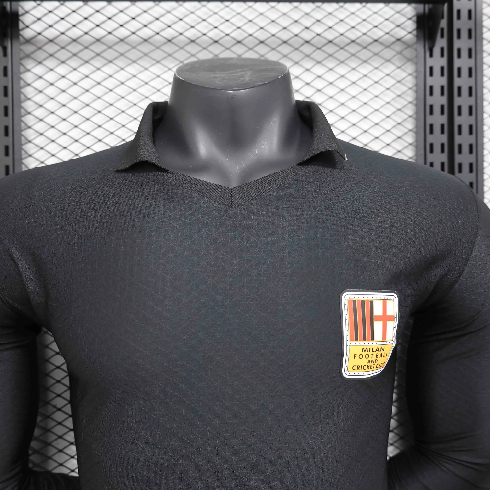 24-25 AC Milan 125th Anniversary Goalkeeper Long Sleeve Player Version Shirt AAAAJersey Supplie 3