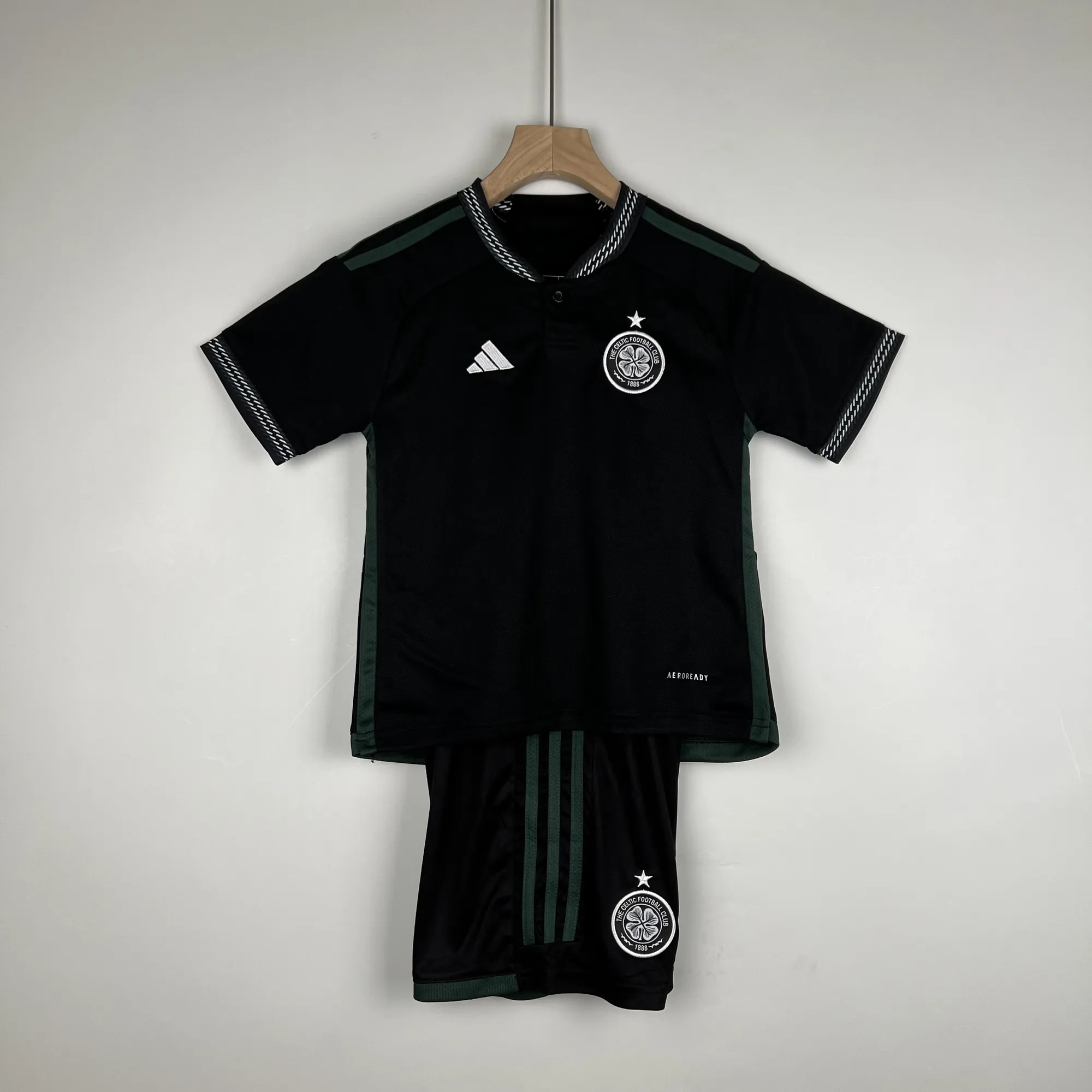23-24 Kids Celtic away Size 16-28 8