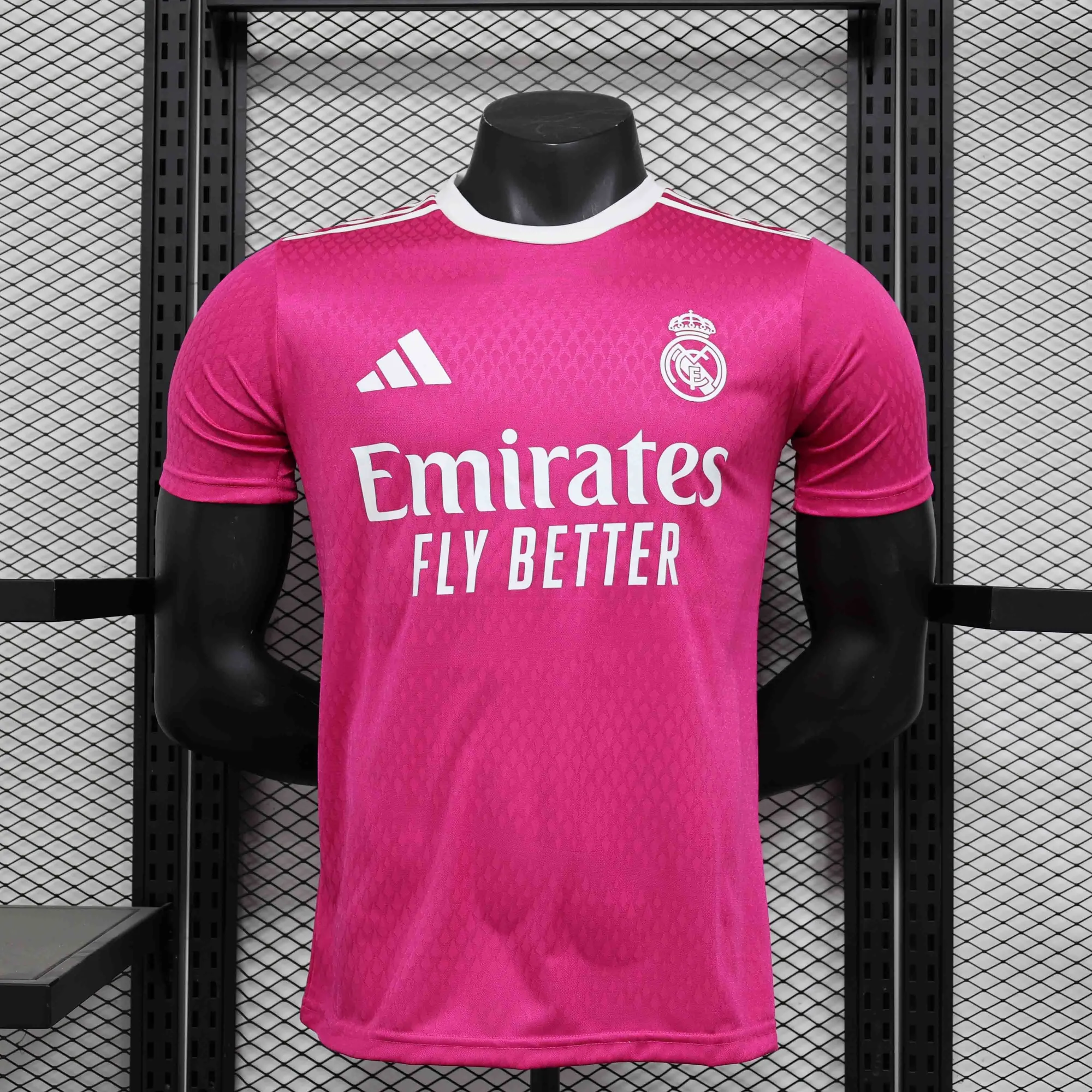 24-25 Real Madrid Red OG Edition Player Version Shirt AAAAJersey Supplier Yupoo 3
