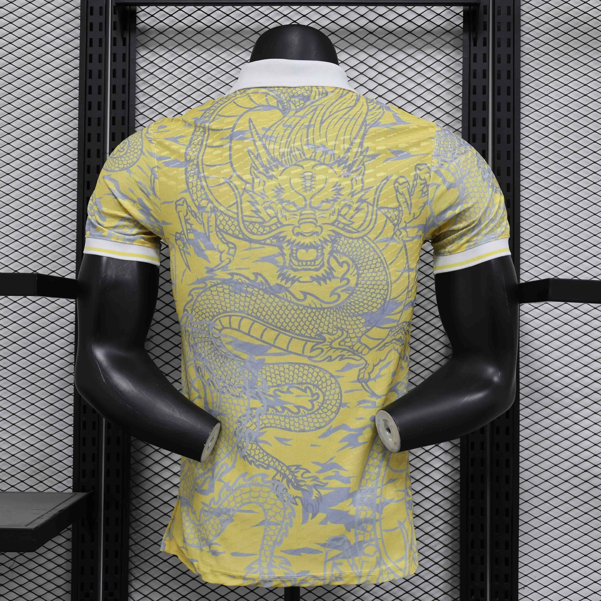 25-26 Real Madrid Yellow Dragon Player Edition Shirt Football Uniform AAAAJersey Dropship Yupoo 2