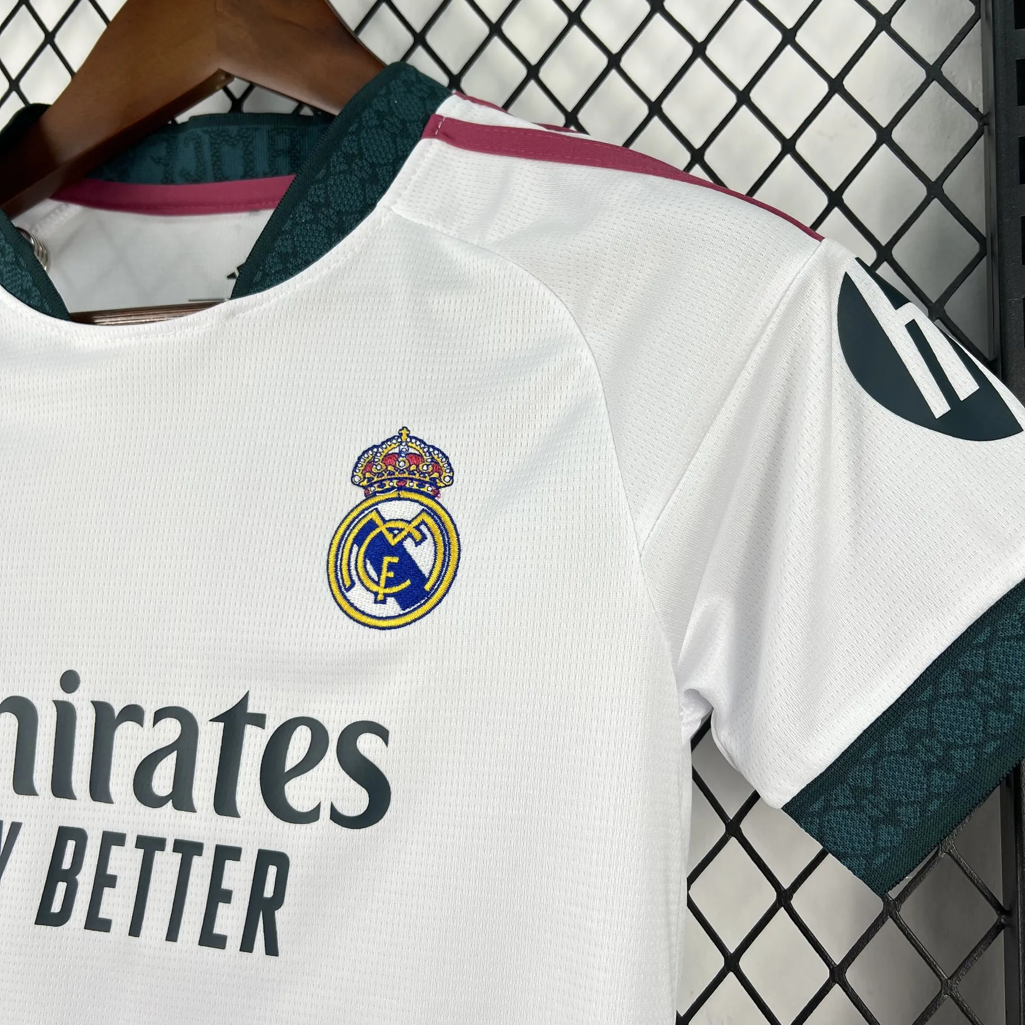 26-27 Real Madrid Home Kid Kits Football Youth Apparels AAAAJersey Wholesale Yupoo 6 2