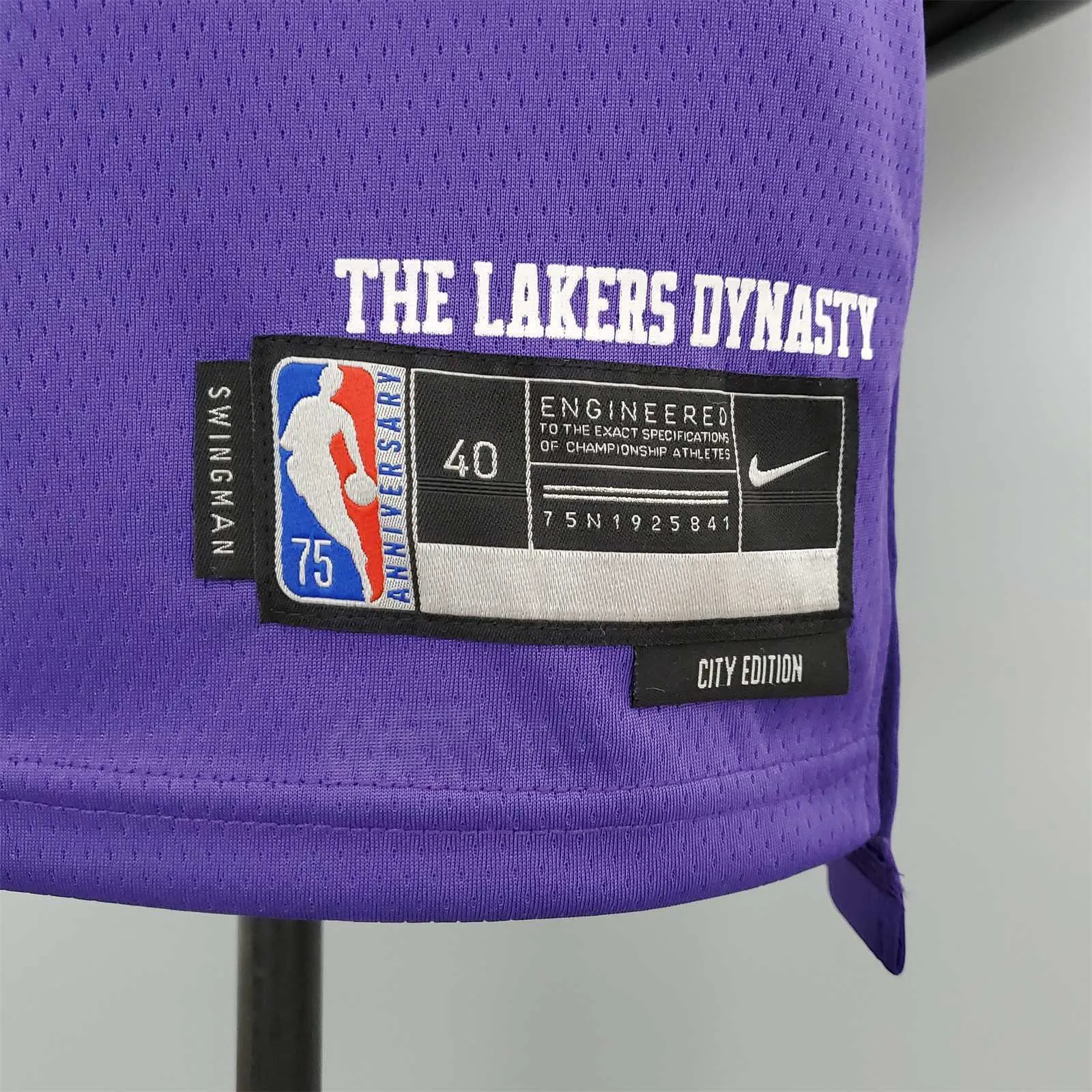 2022 75th Anniversary BRYANT#8 Lakers City Edition Purple 3