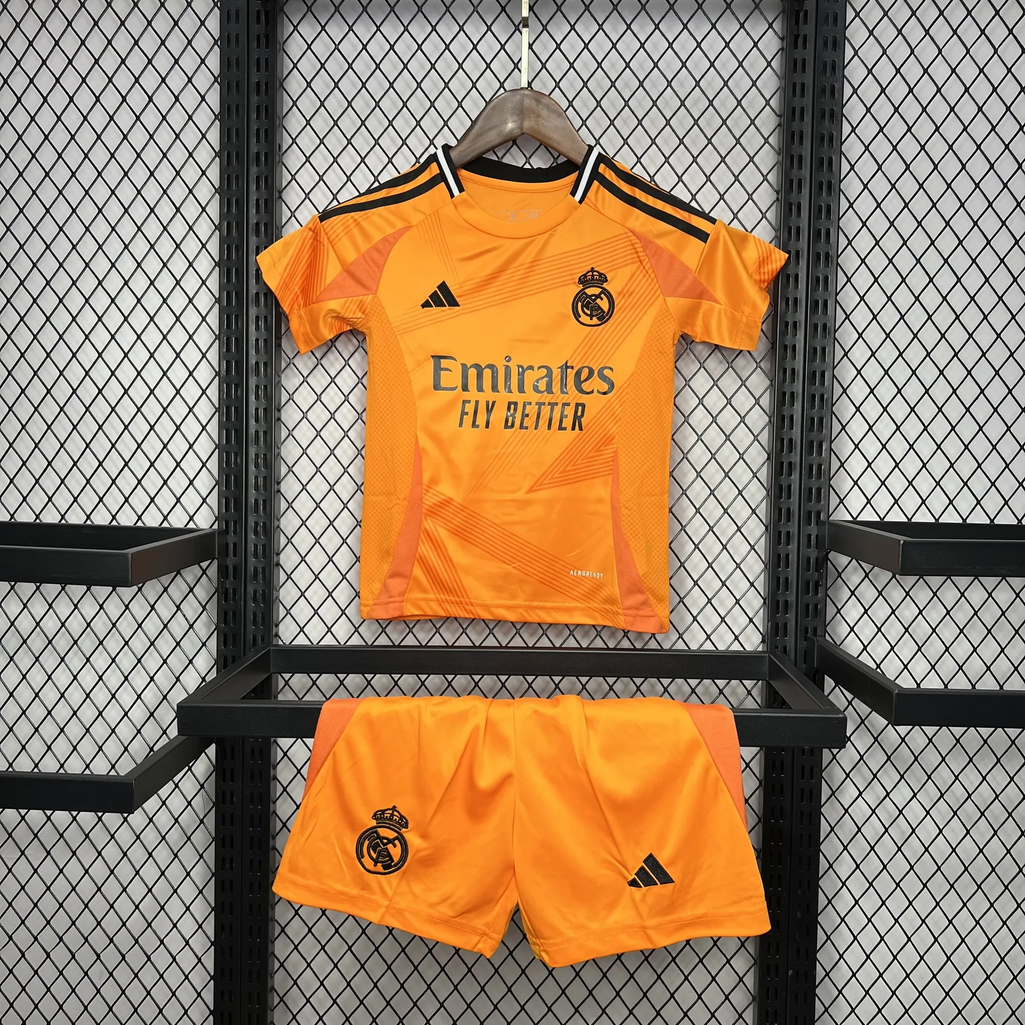 24-25 Real Madrid Away Kid Kits Youth Apparels AAAAJersey Wholesale Yupoo 6