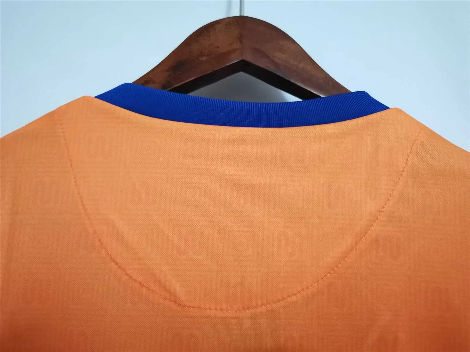 91-92 Barcelona away 5