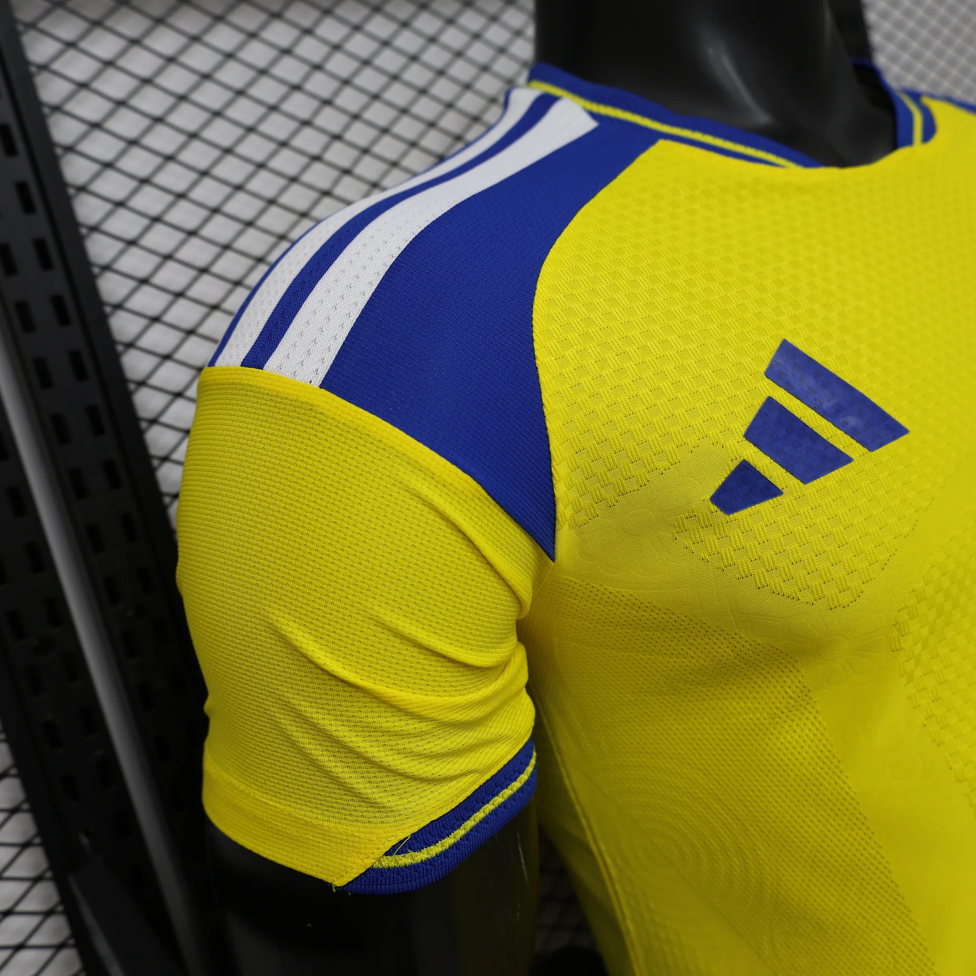 World Cup FIFA 2026 Sweden Mens Home Kit Football Player Version T-Shirt AAAAJerseys Supply Yupoo 4
