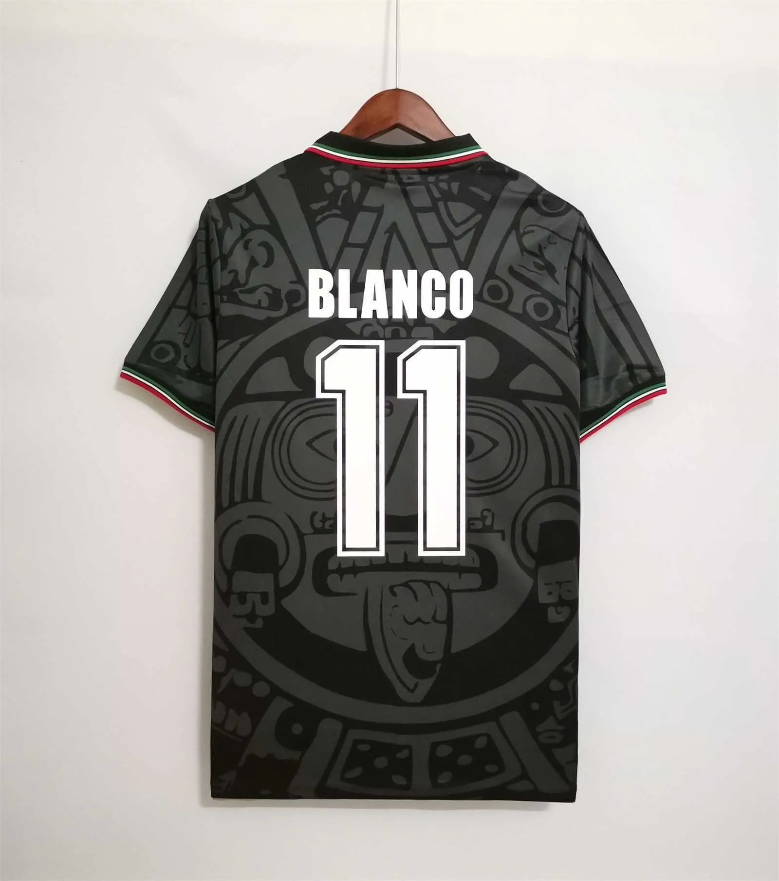 1998 Mexico black 5