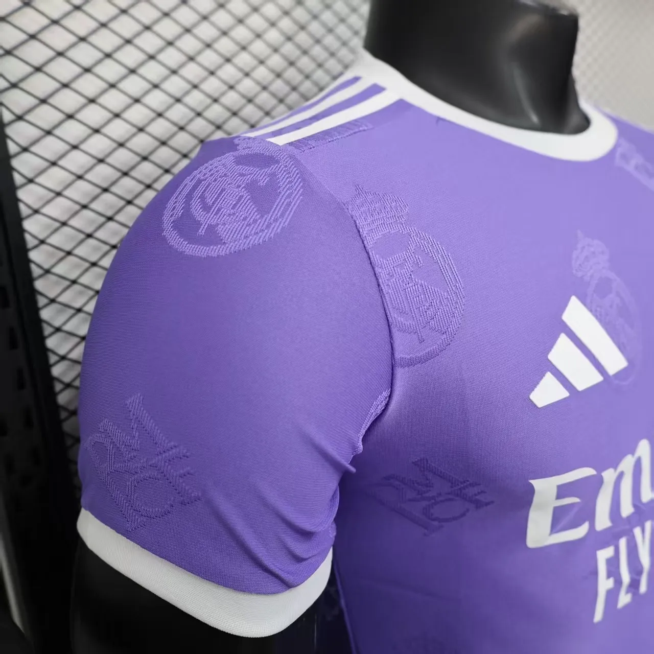 25-26 Real Madrid OG Special Edition Kit Purple Player Version Shirt AAAAJersey Wholesale Yupoo 2