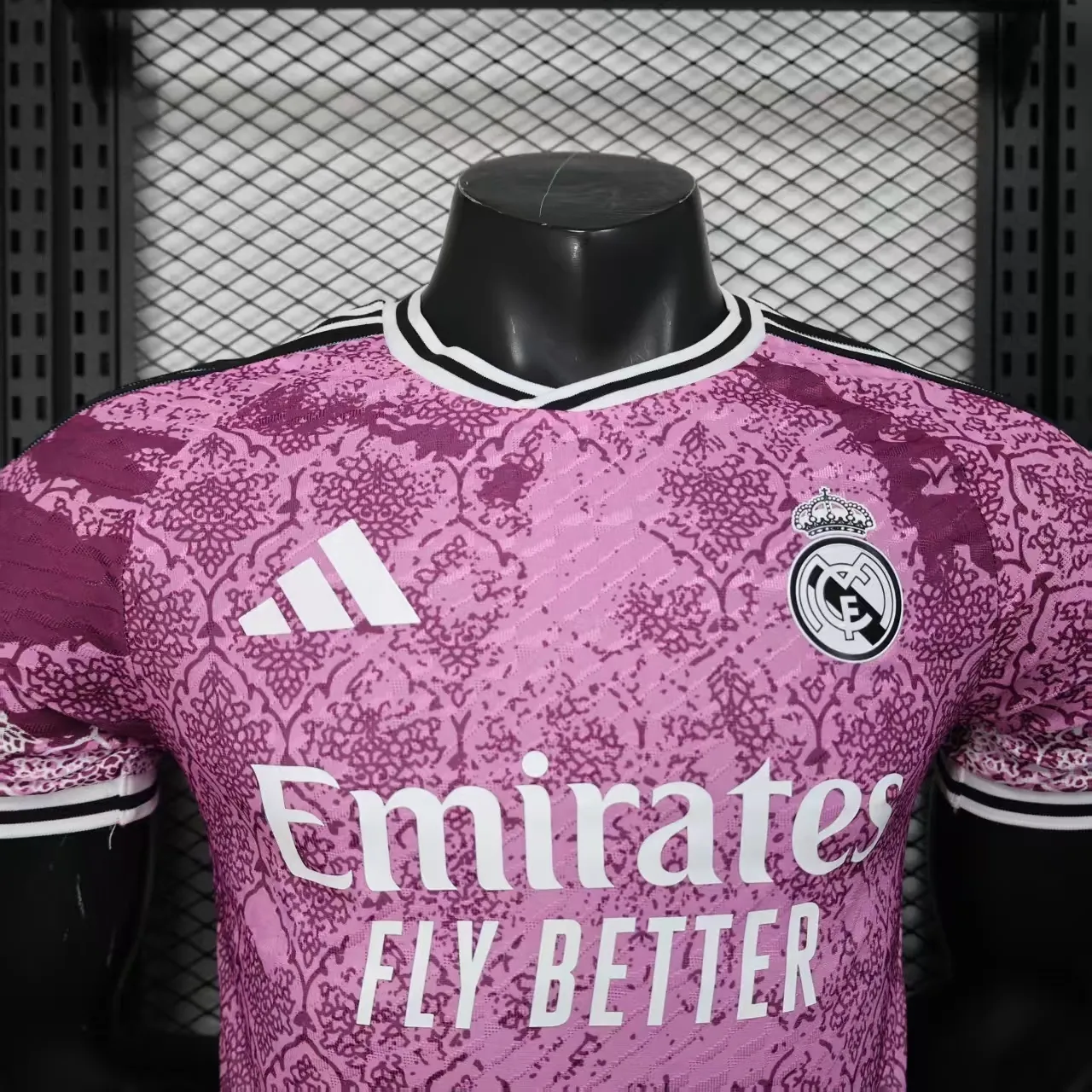 25-26 Real Madrid Special Edition Kit Player Version Soccer Shirt Sport AAAAJersey Supply Yupoo 2