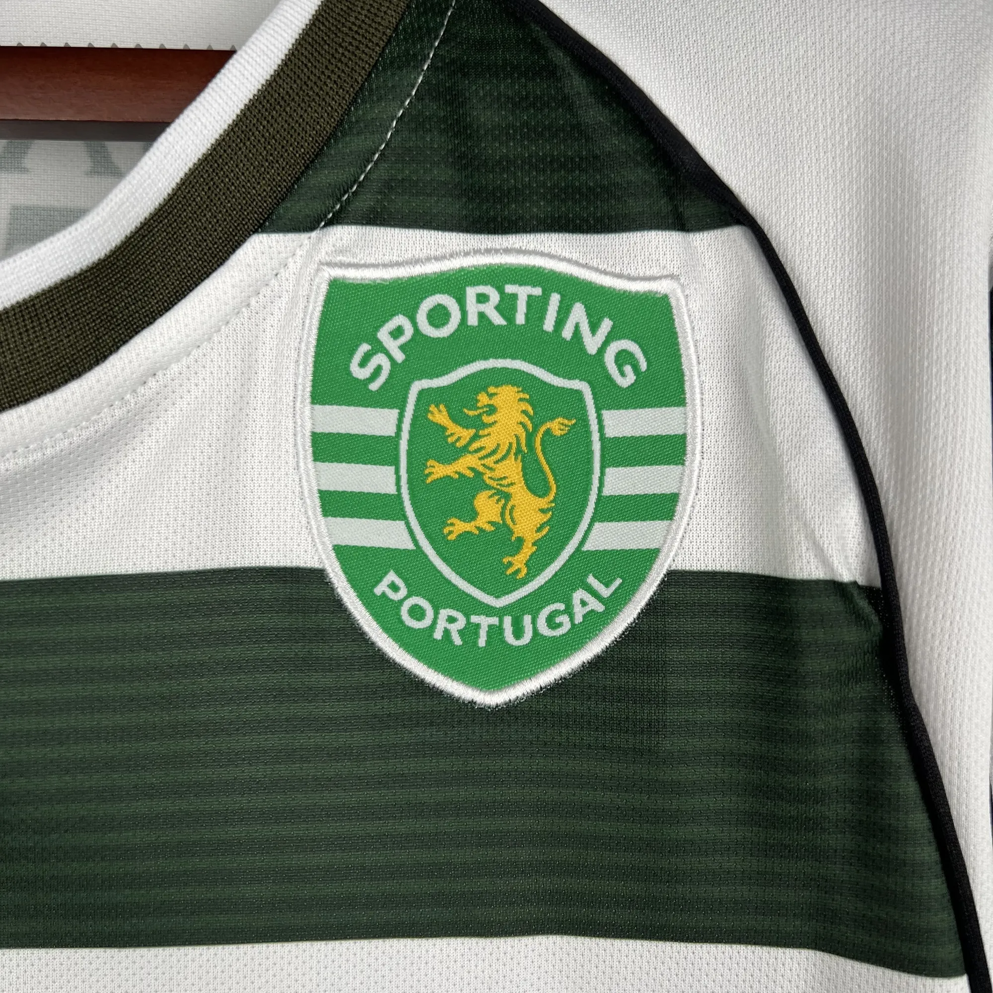 01-03 Sporting Lisbon Home Retro Kit Long Sleeve Vintage Shirt Soccer Jerseys Yupoo 9